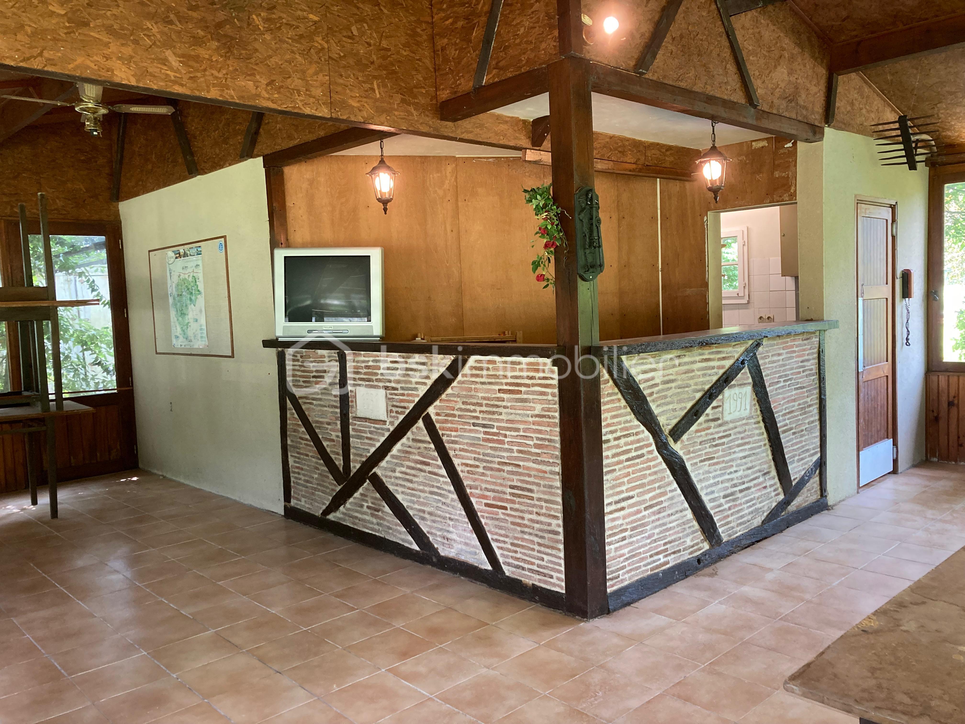 Maison de 198 m² - WhatsApp Image 2025-10-13 à 23.00.07_82dc695d.jpg