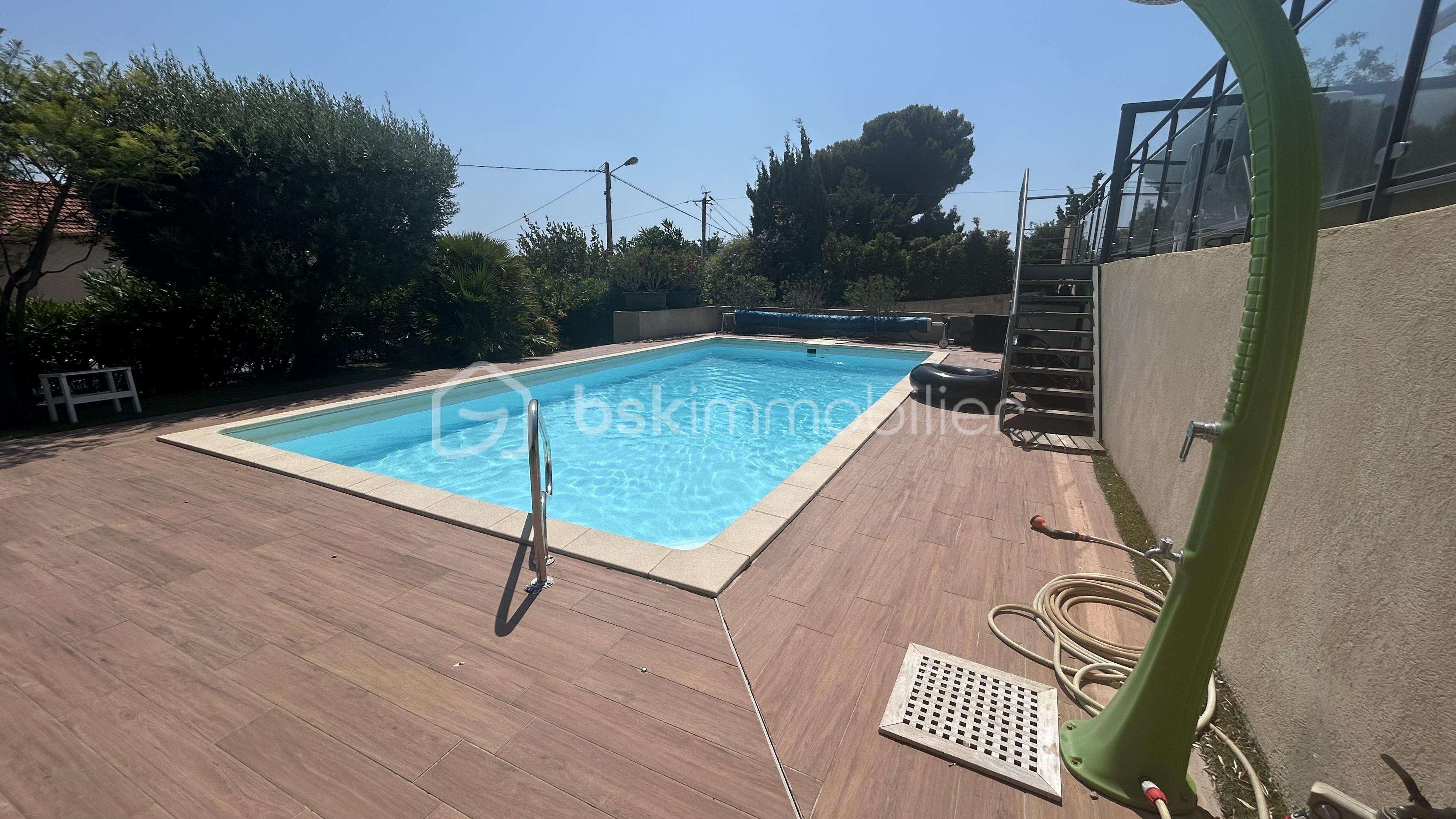 Appartement de 161 m² - Piscine .jpg