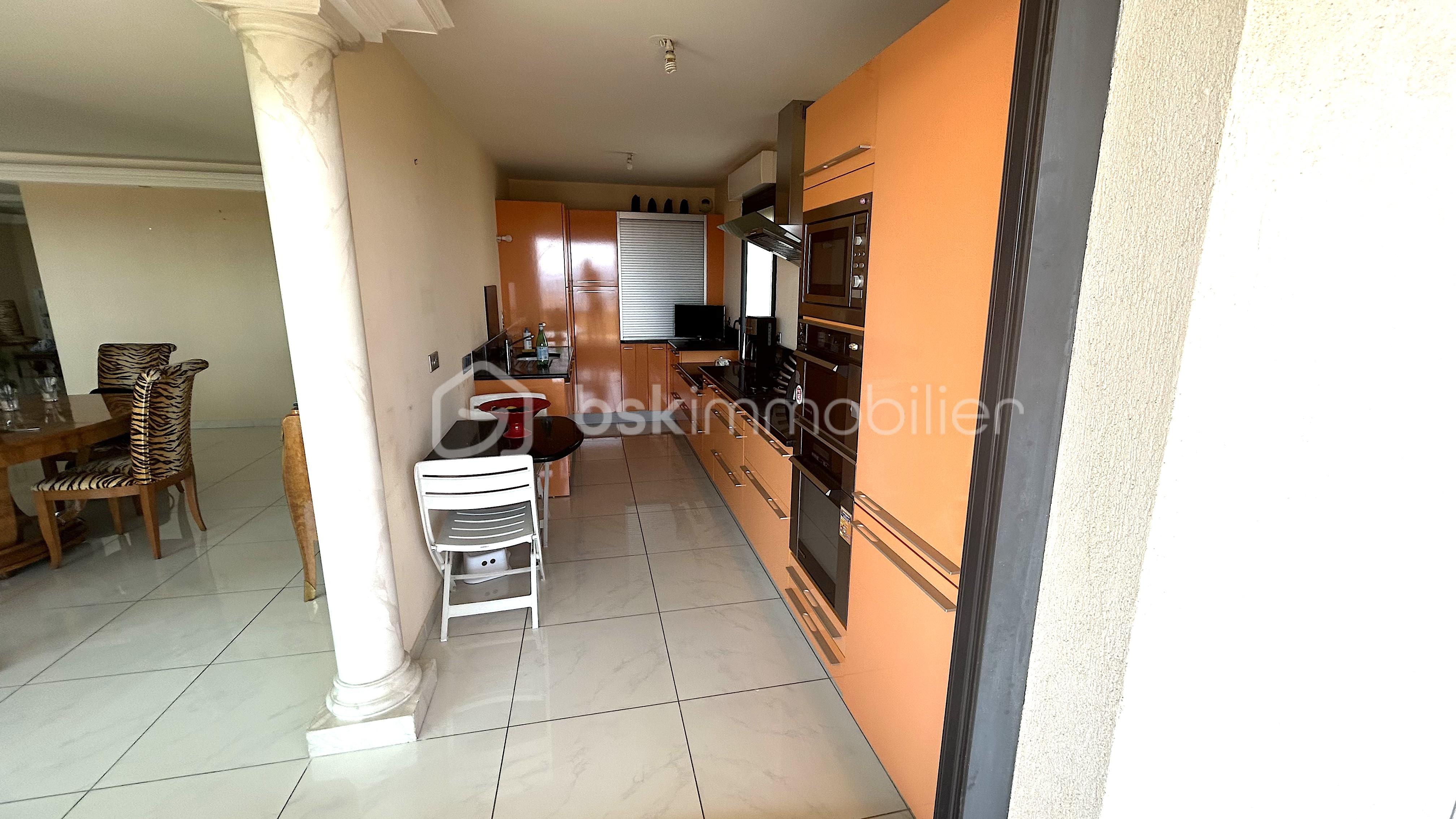 Appartement de 161 m² - Cuisine.jpg