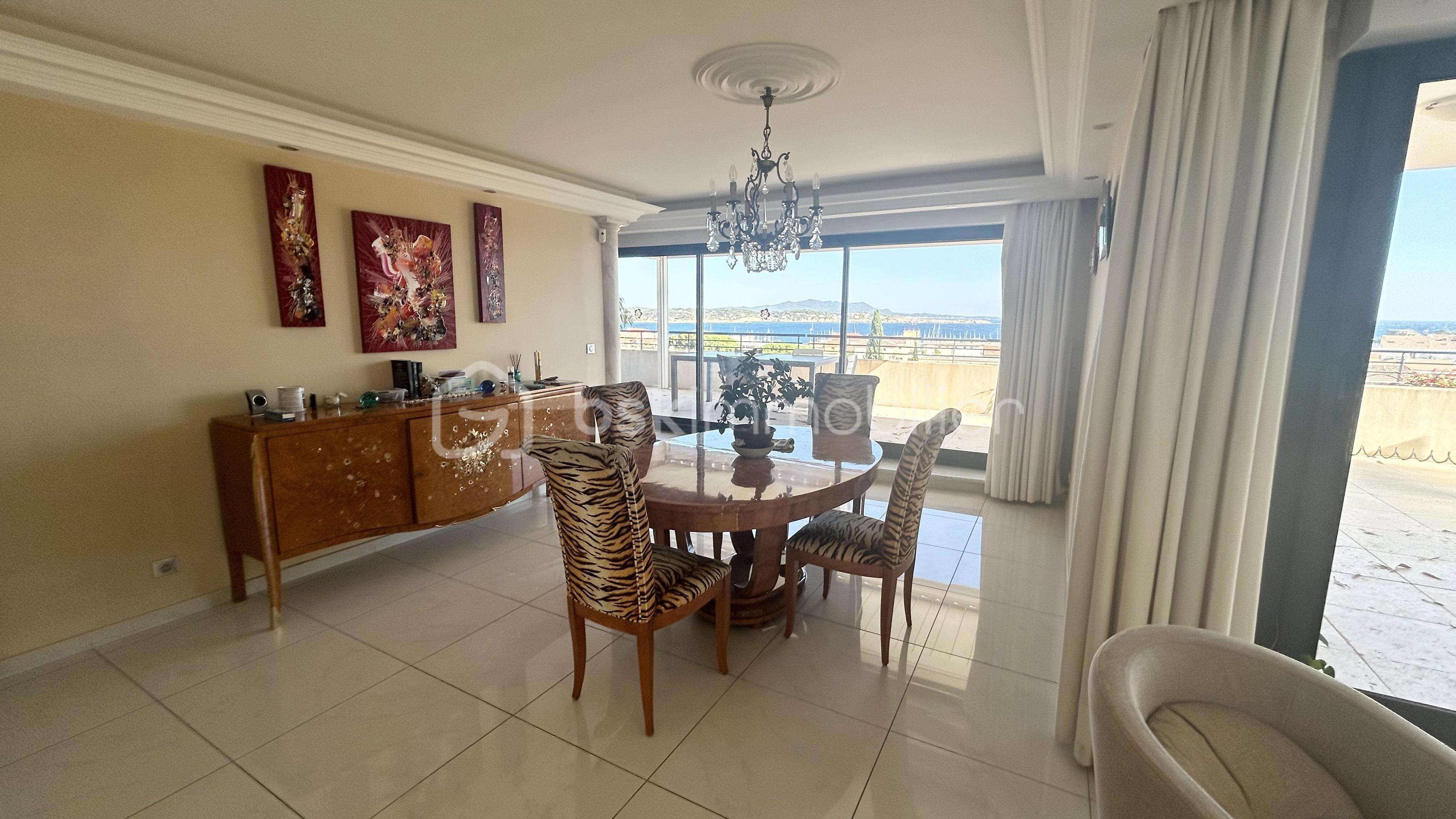 Appartement de 161 m² - Salle à manger.jpg