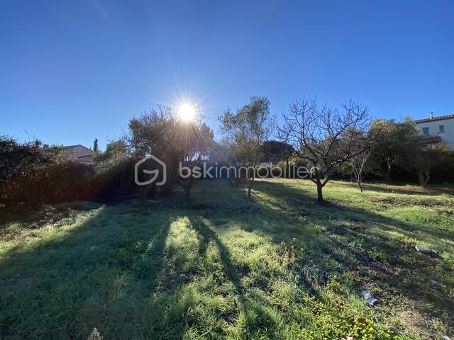 Terrain de 719,30 m²