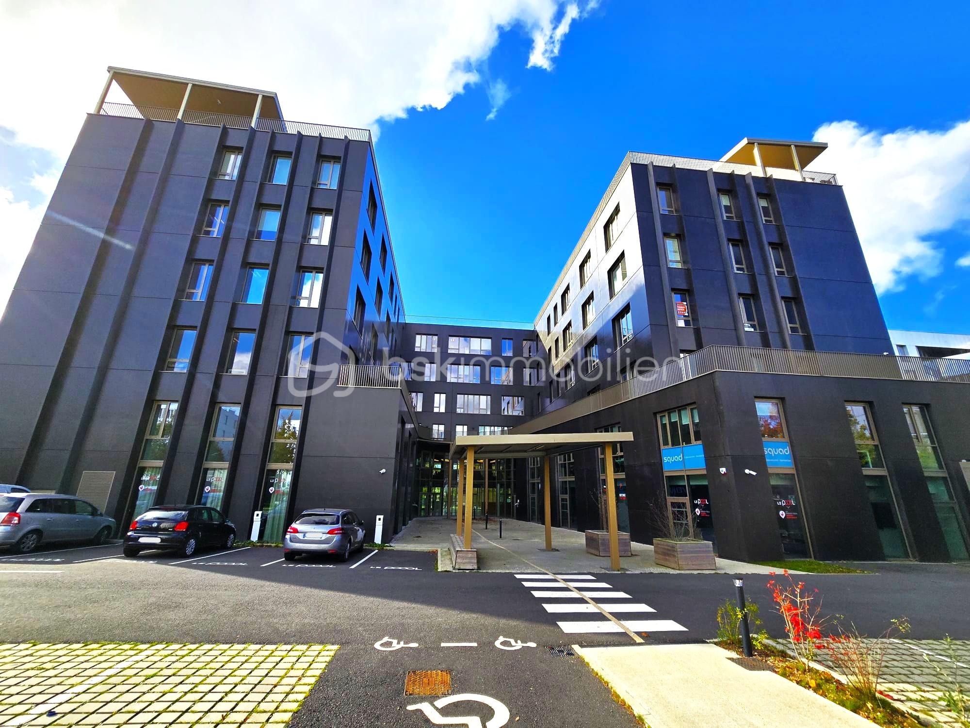 Bureau de 362,10 m²