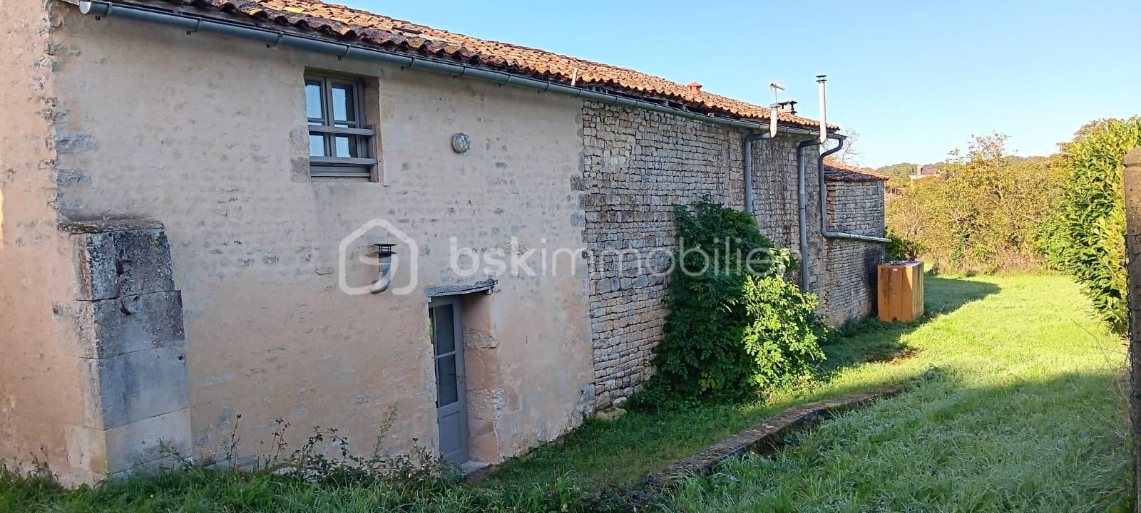 Maison en pierre de 113 m² - IMG-20251005-WA0008.jpg