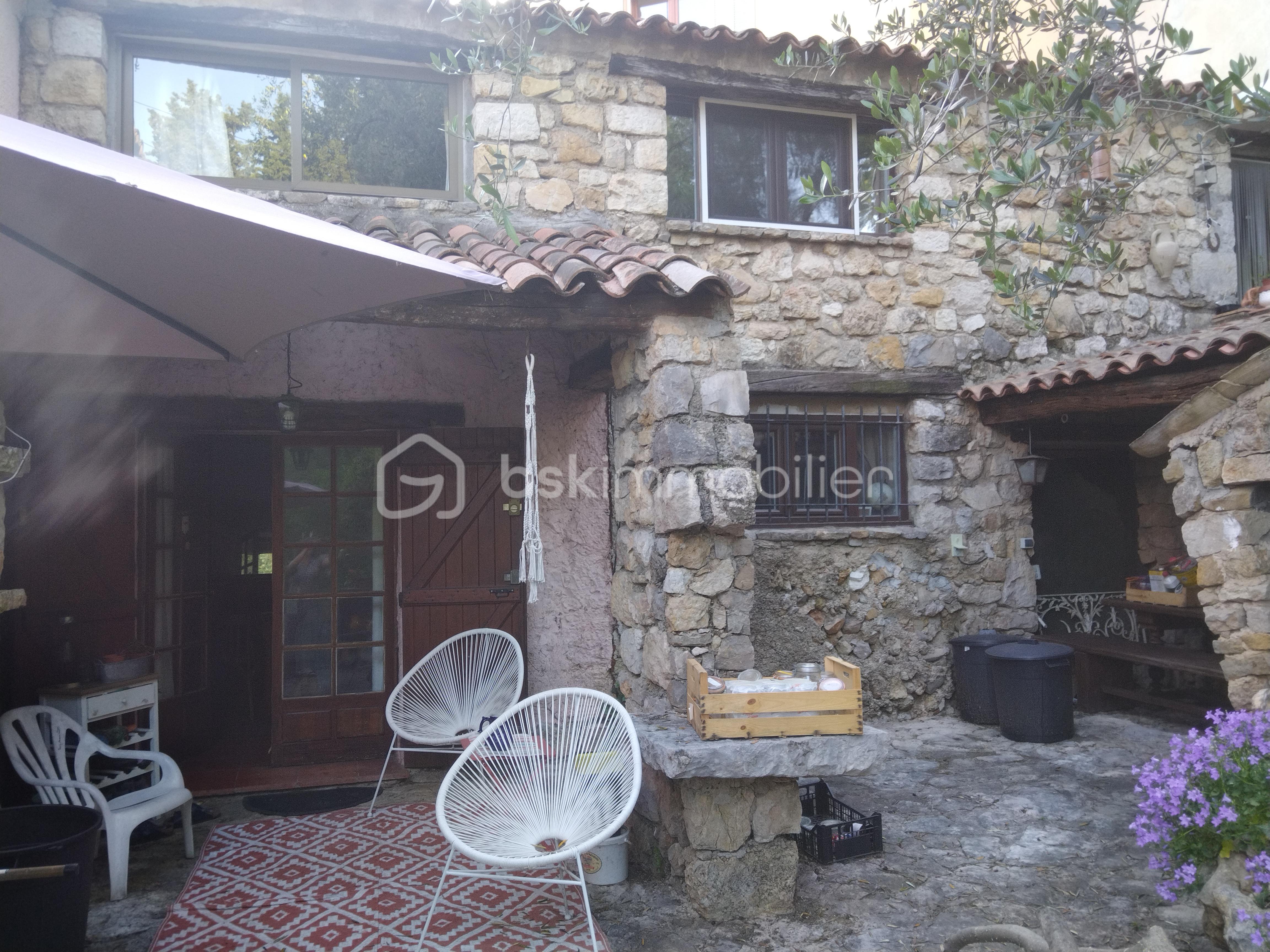 Maison de ville de 171,80 m² - vue de la maison  (2).jpg