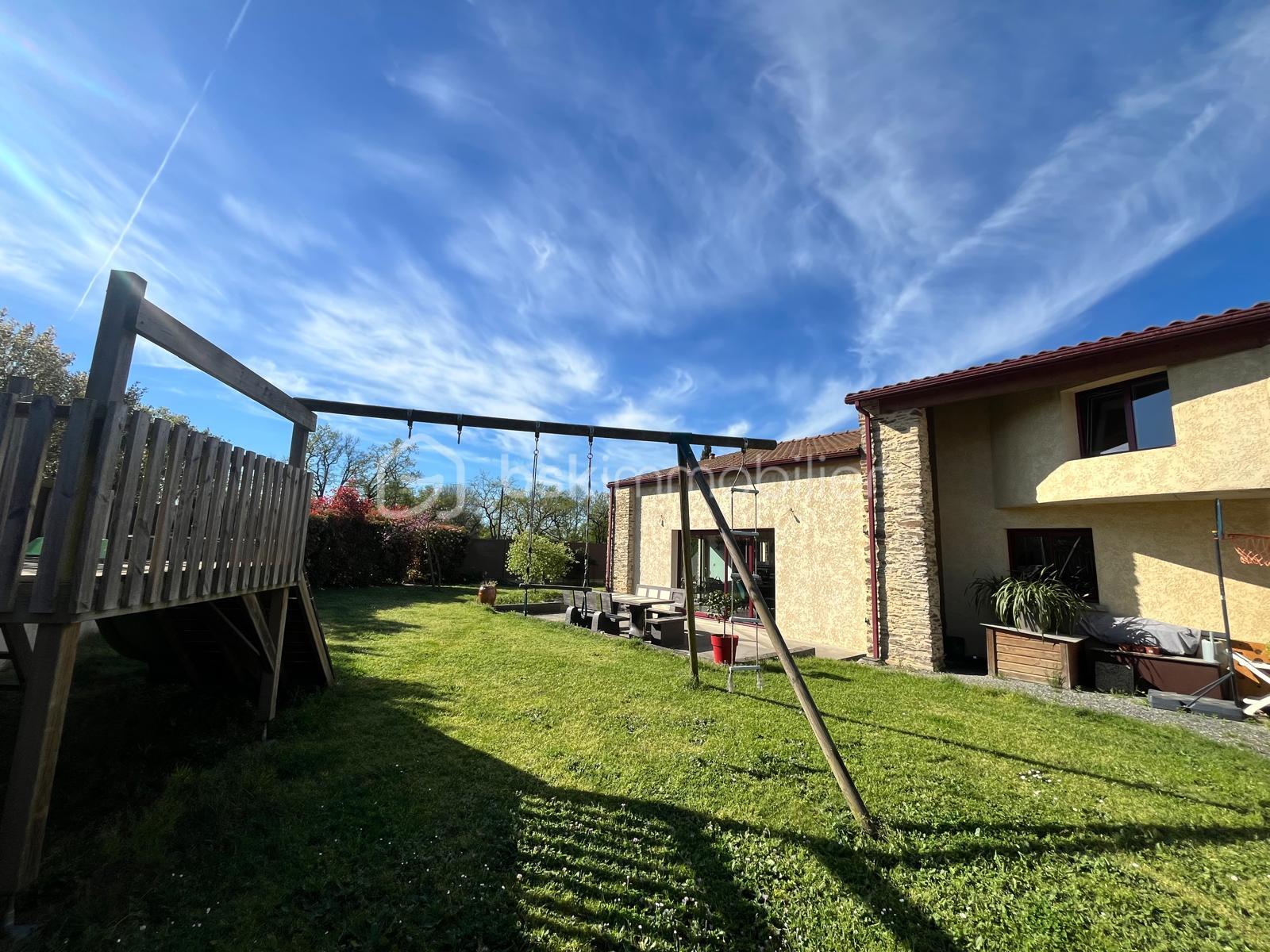 WhatsApp Image 2026-04-09 at 17.51.28 (16).jpeg