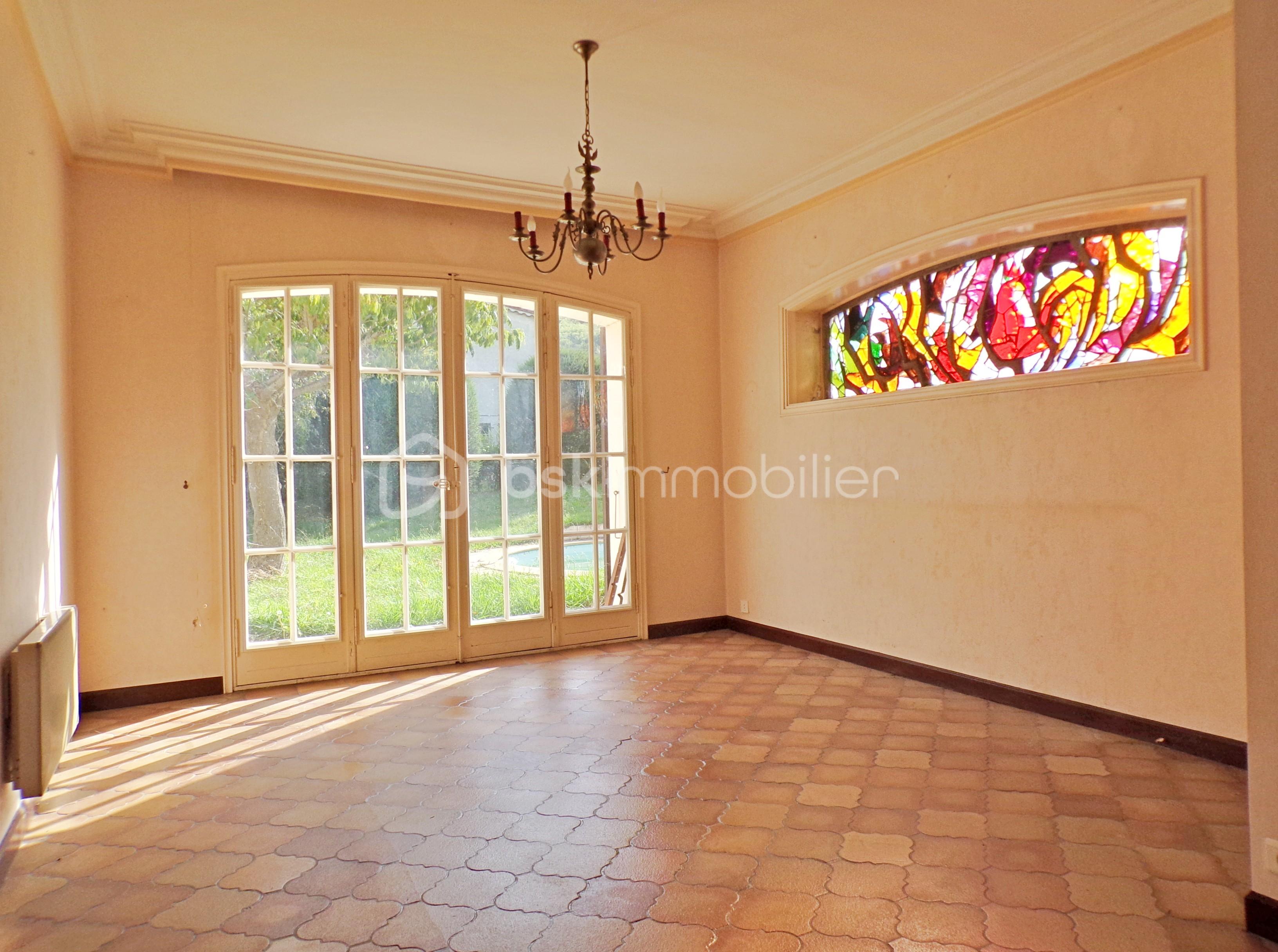 Maison traditionnelle de 197 m² - Salle à manger.JPG