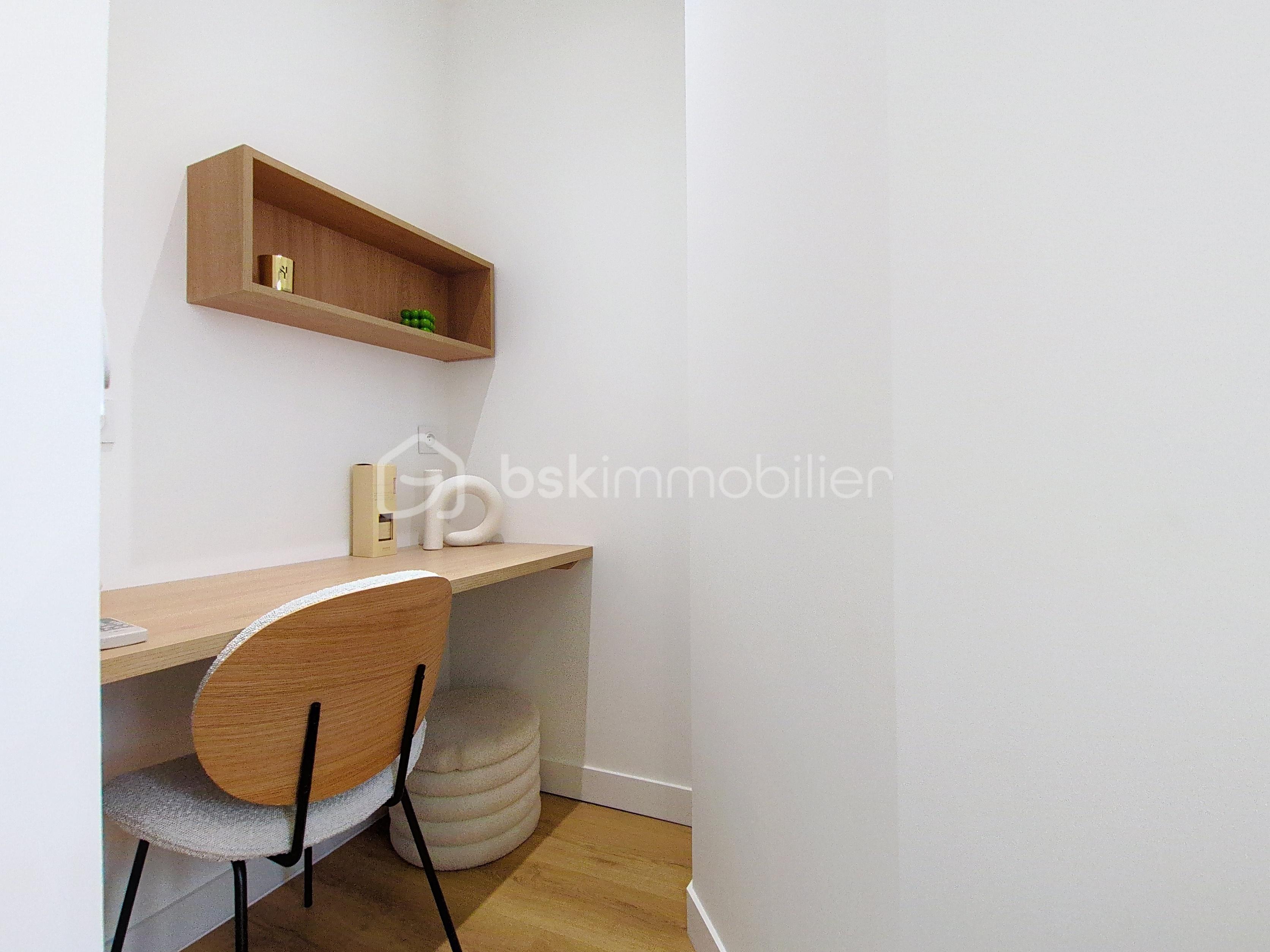 Appartement de 25 m² - espace bureau.jpg