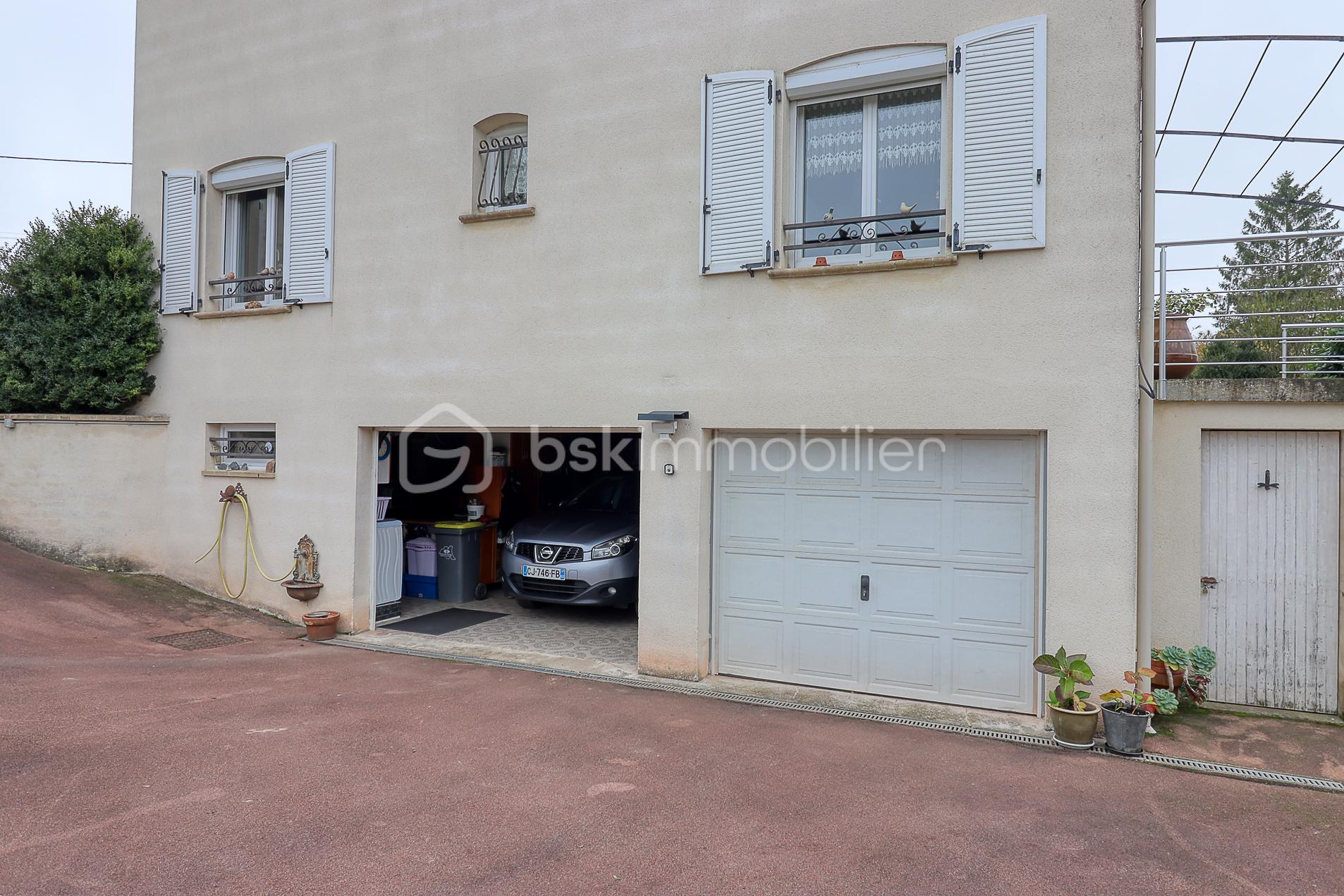 Maison traditionnelle de 193 m² - 30.jpg