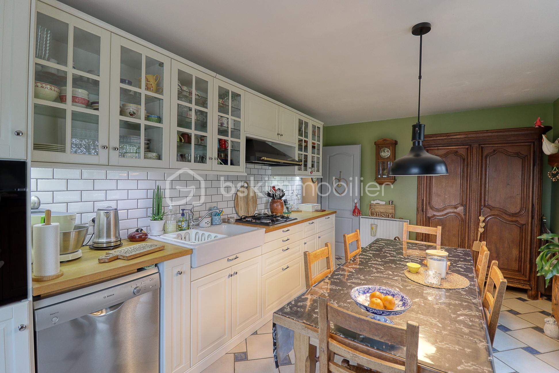 Maison traditionnelle de 193 m² - 8.jpg