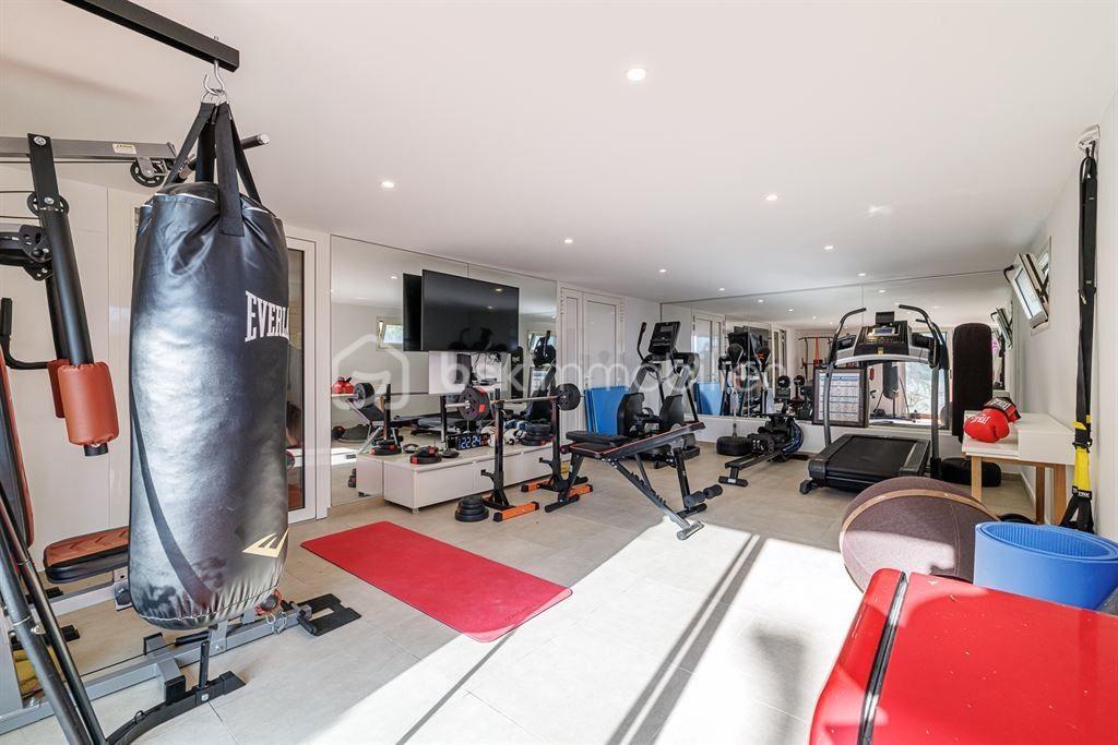 Maison de 241,69 m² - 17.jpg