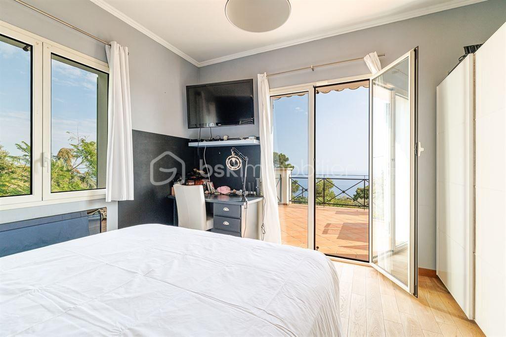 Maison de 241,69 m² - 11.jpg