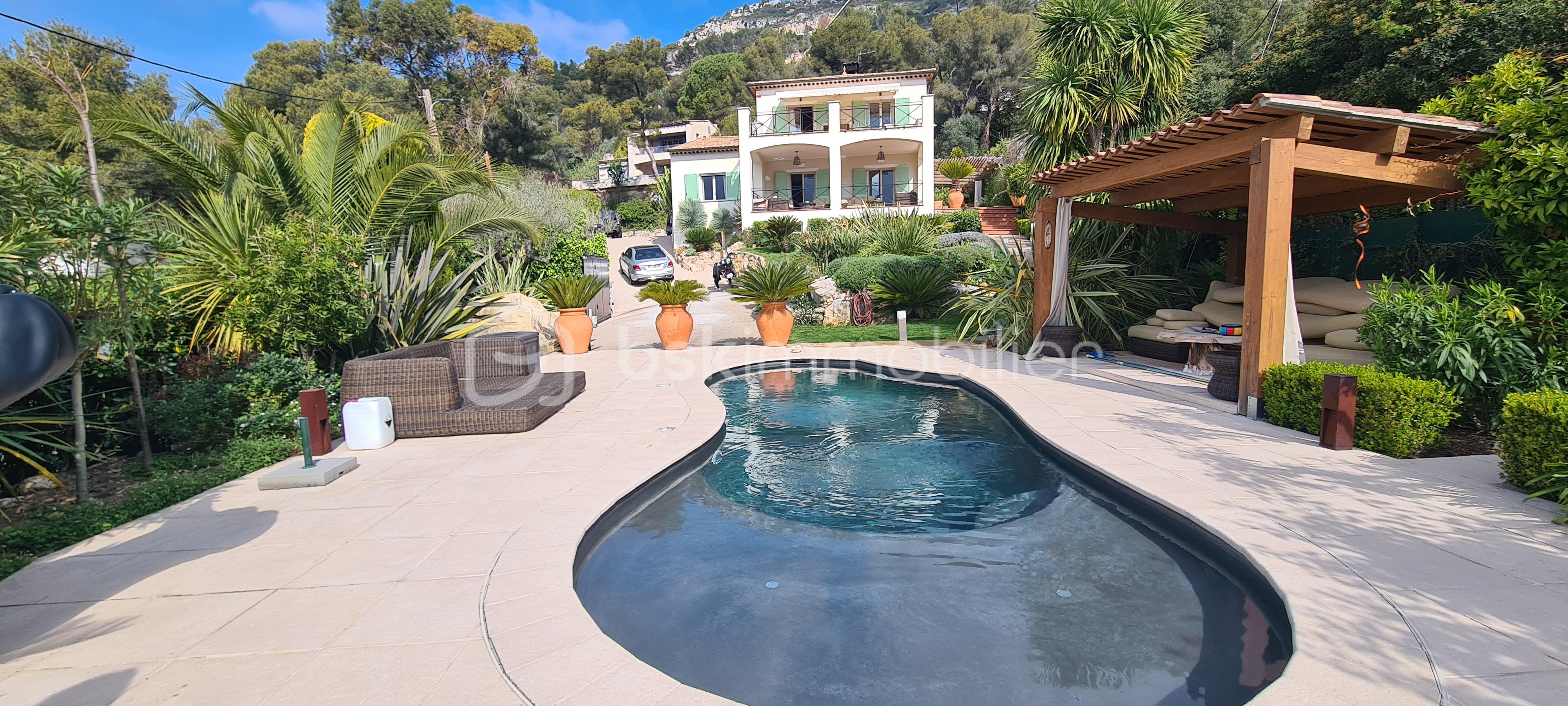 Maison de 241,69 m²