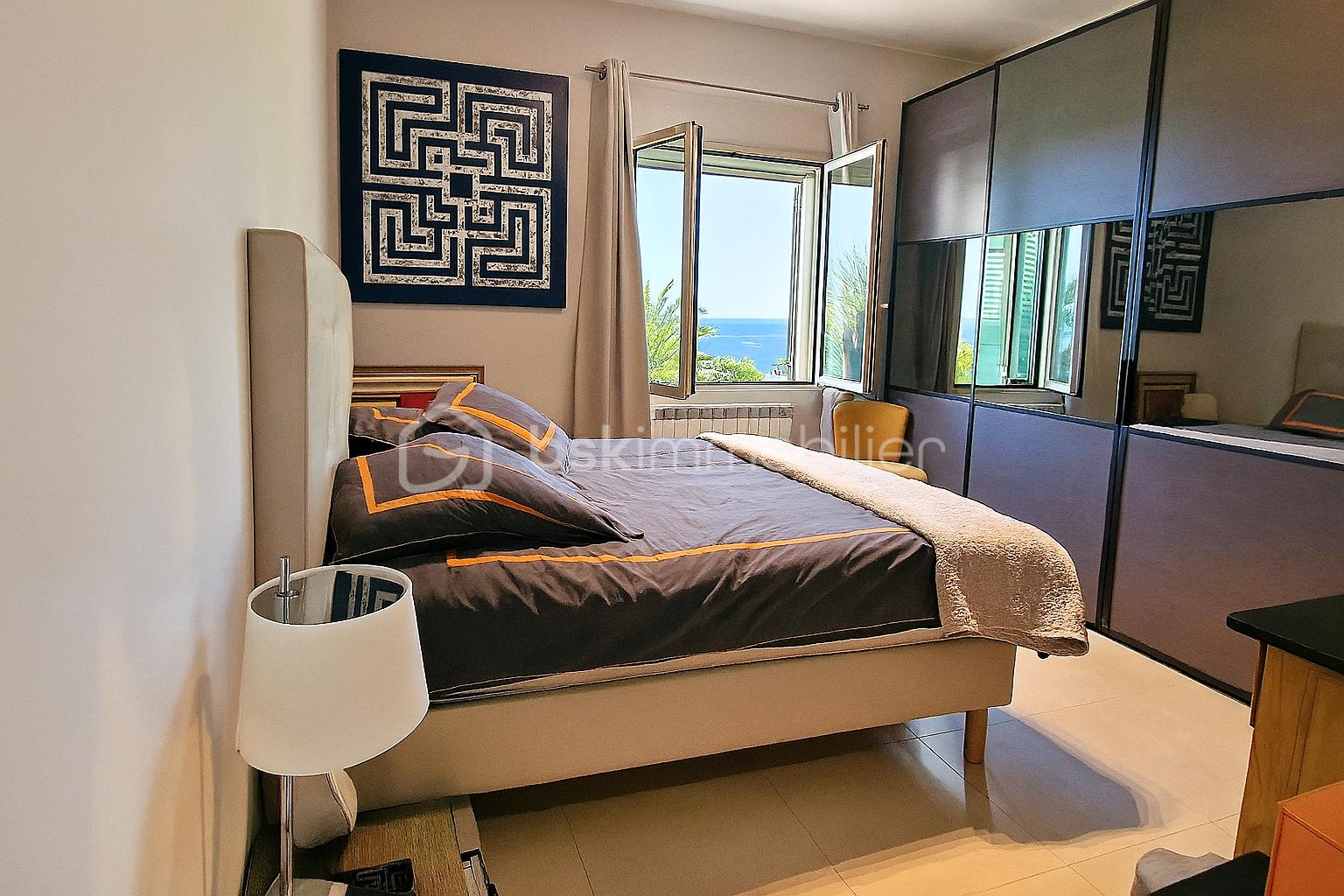 Maison traditionnelle de 241,69 m² - chambre chien.png