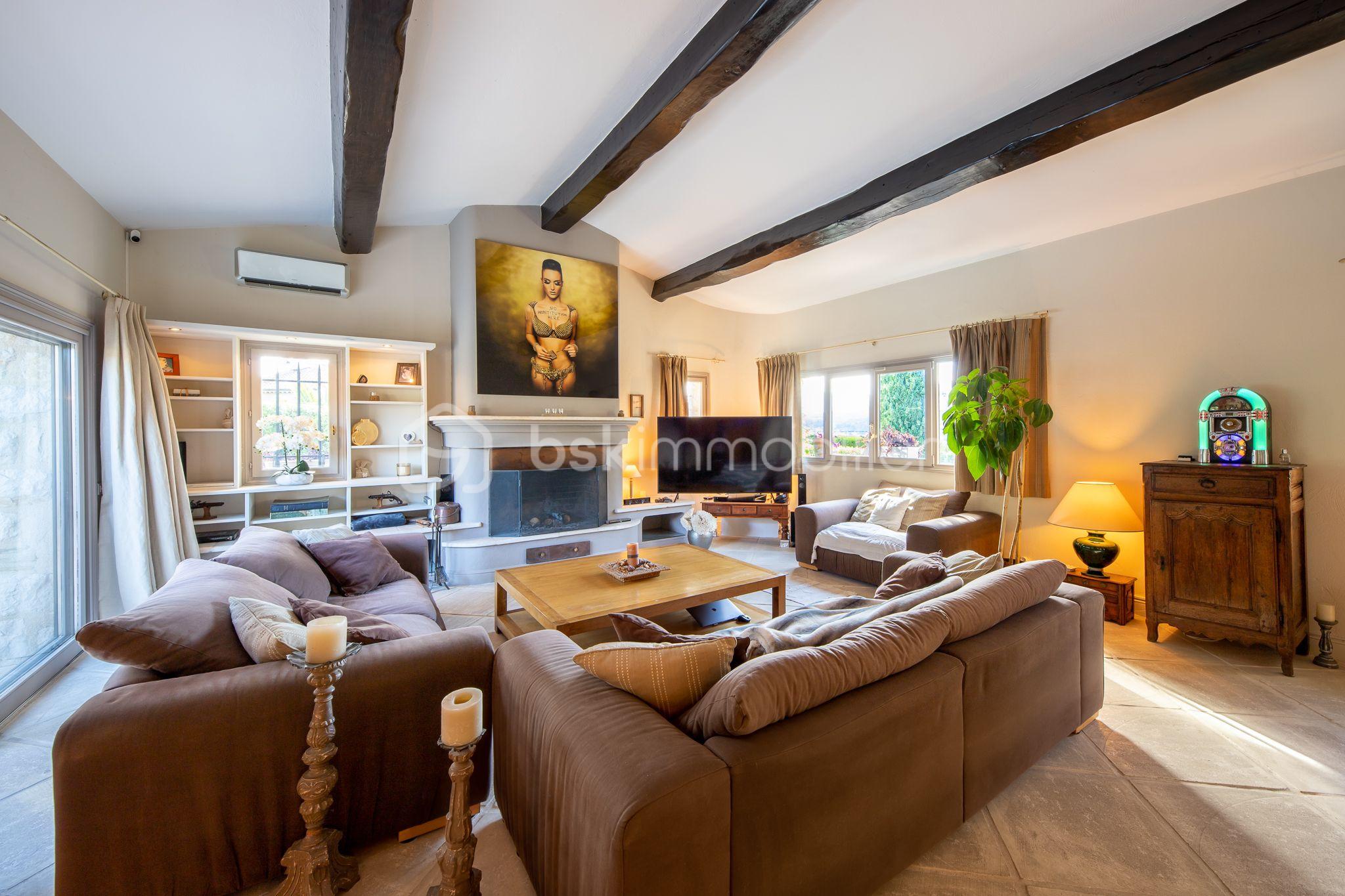 Maison provencale de 490 m² - 9237e9f0-3cda-46c8-b7ca-6da479ce13c6.jpg