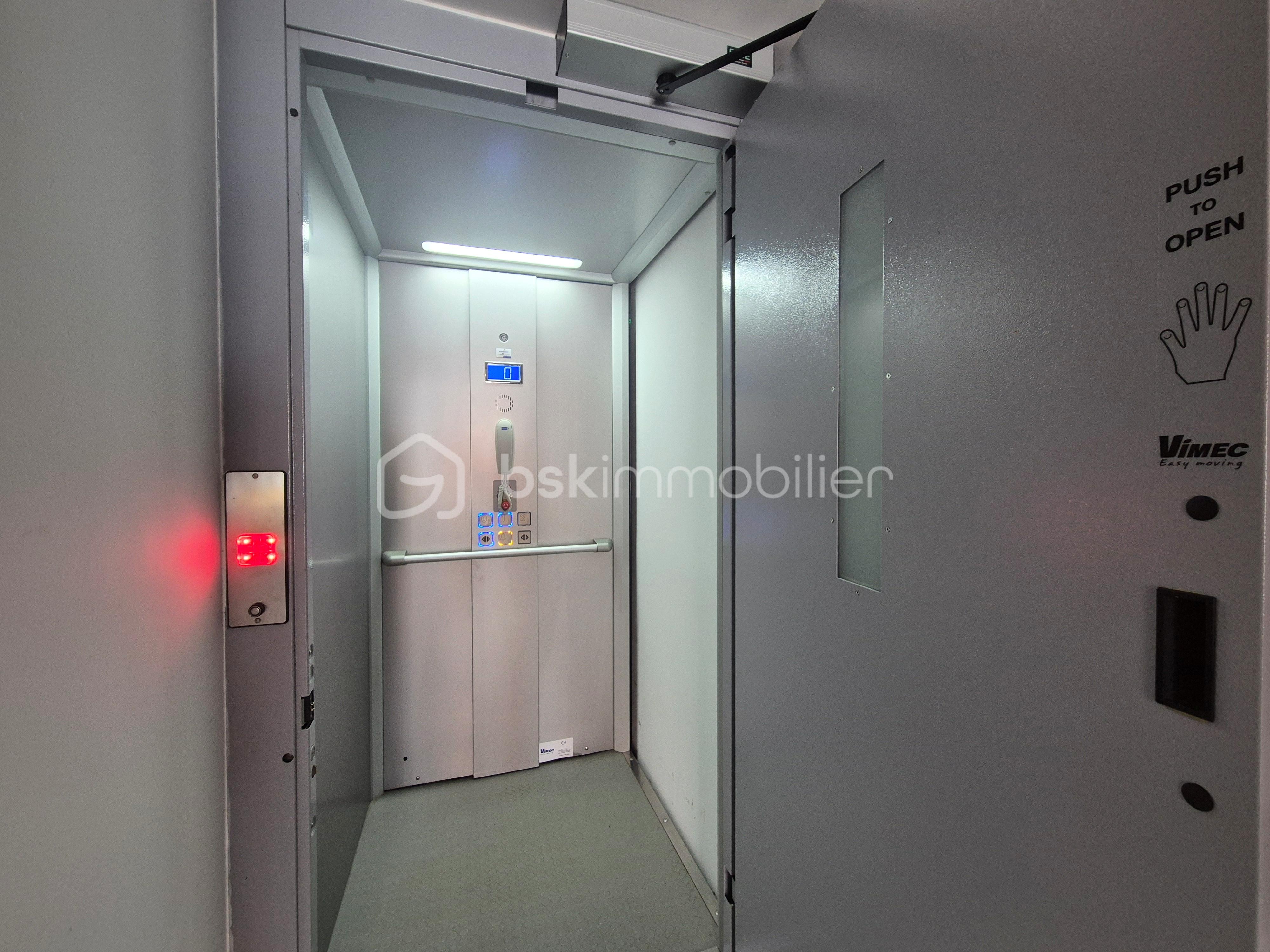 Ascenseur.jpg