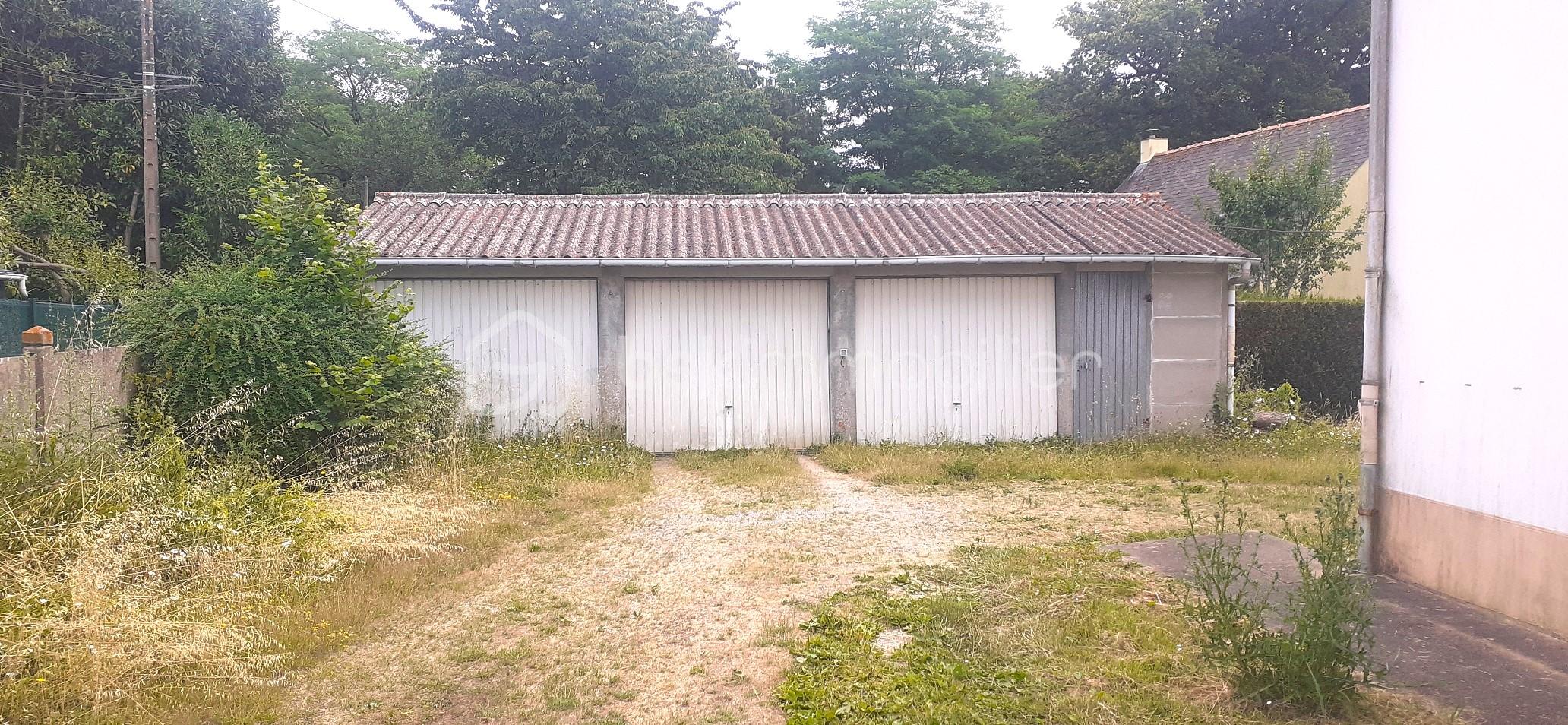 garages.jpg