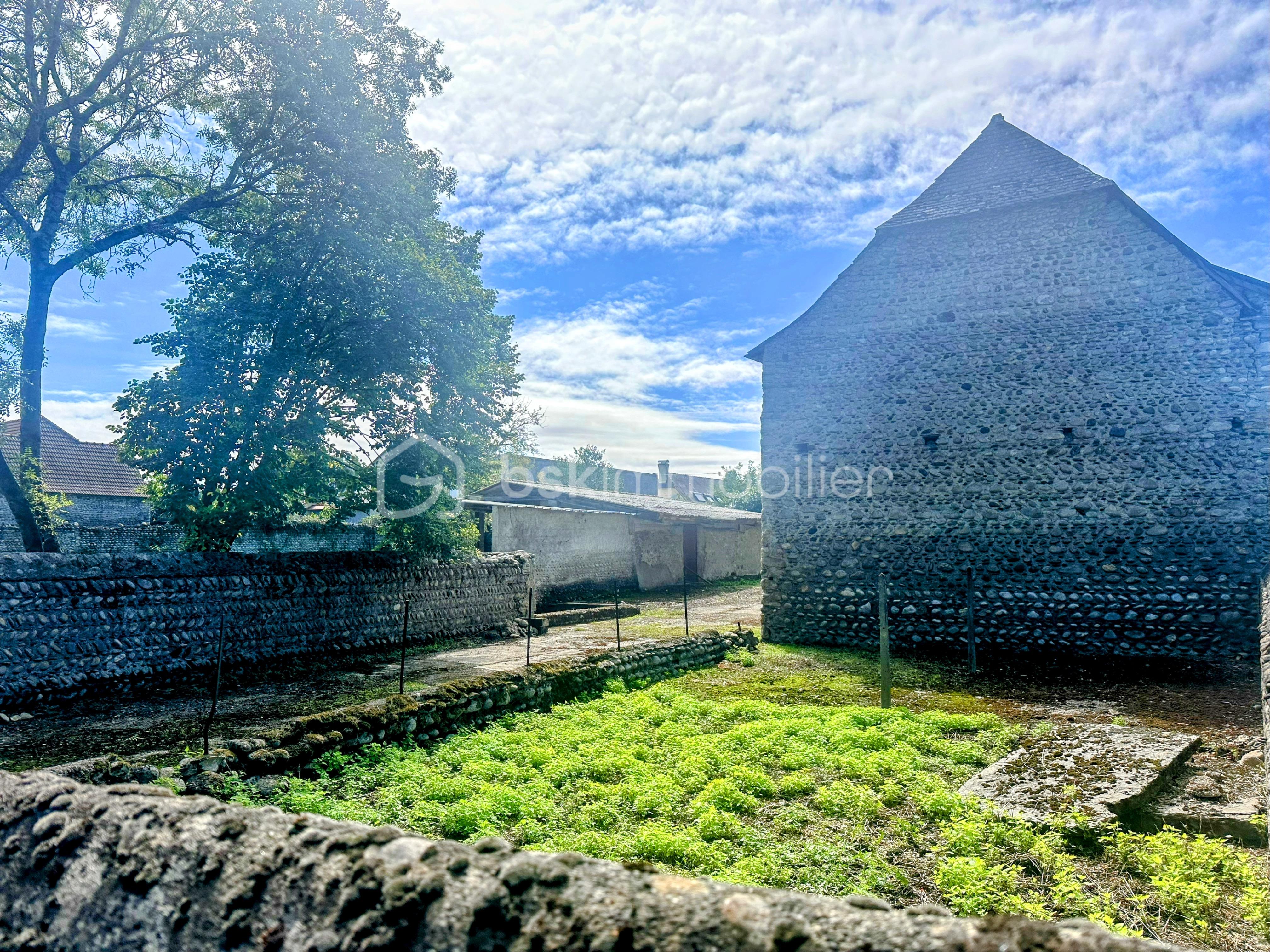 Grange de 140 m² - BD854B03-F1DA-4F83-A6FA-831F67669968.JPG