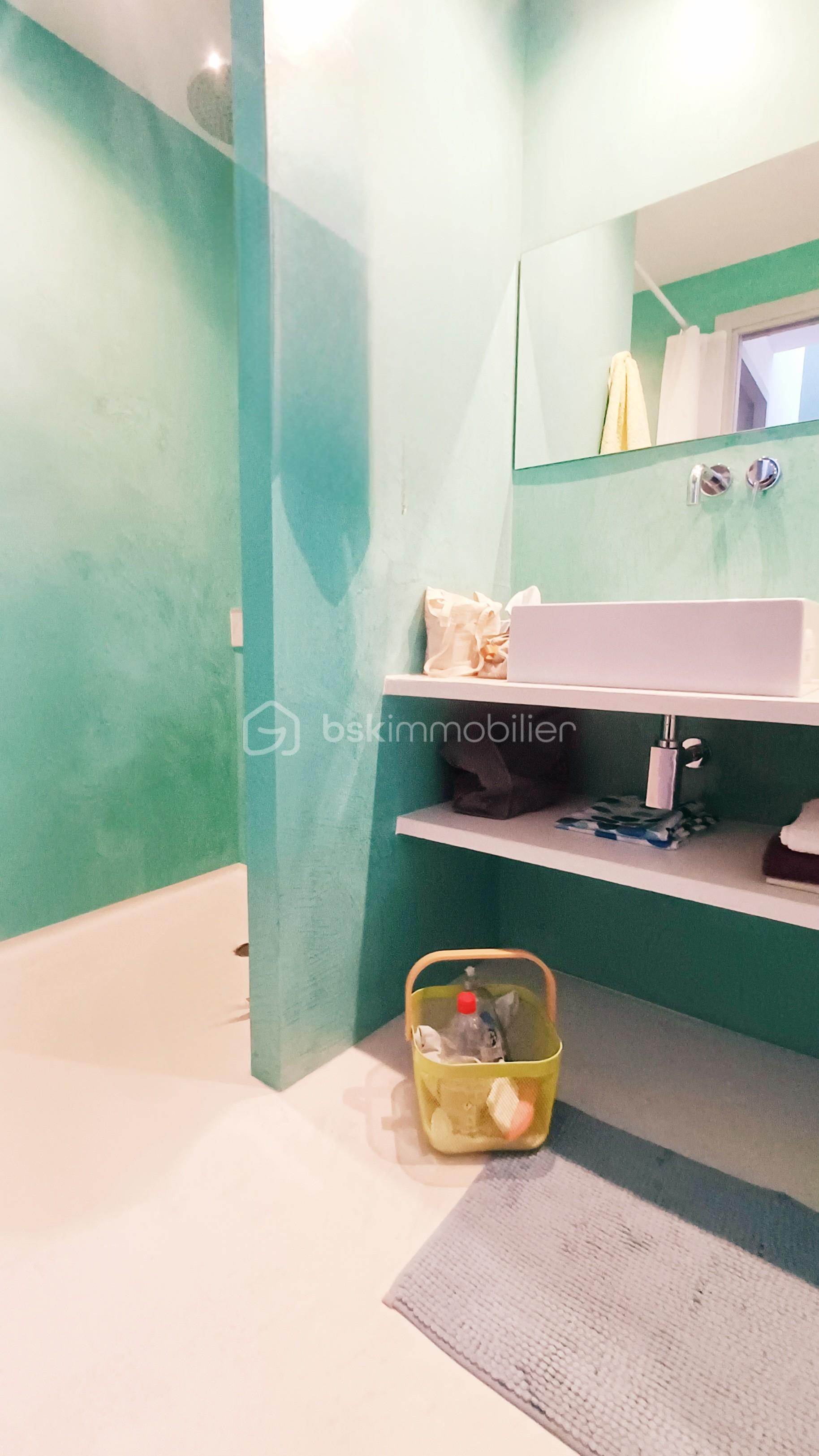 Maison de 120 m² - d813030c-02f2-4b5b-8cec-06433a5dbc54.jpg