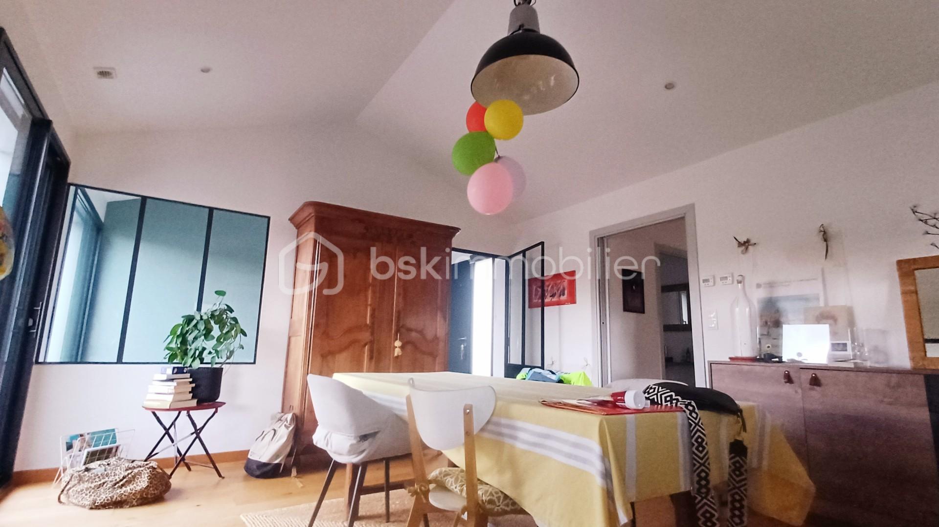 Maison de 120 m² - 1cd1a45e-bbc2-4309-82e7-045531522679.jpg