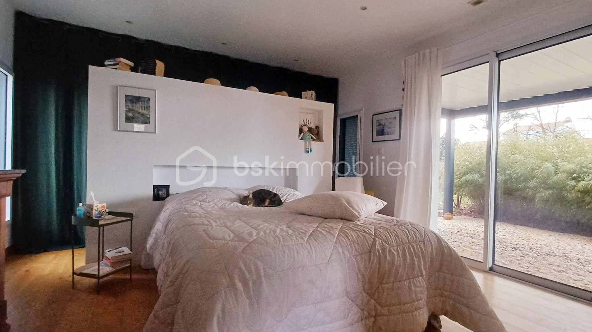 Maison de 120 m² - d589fd1f-8b7e-4d28-b6b2-a1fa27095f4f.jpg