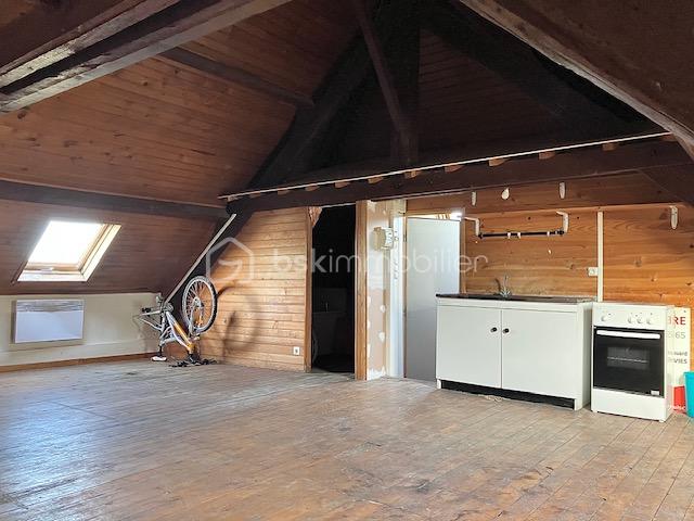 buret STUDIO cuisine à droite.jpeg