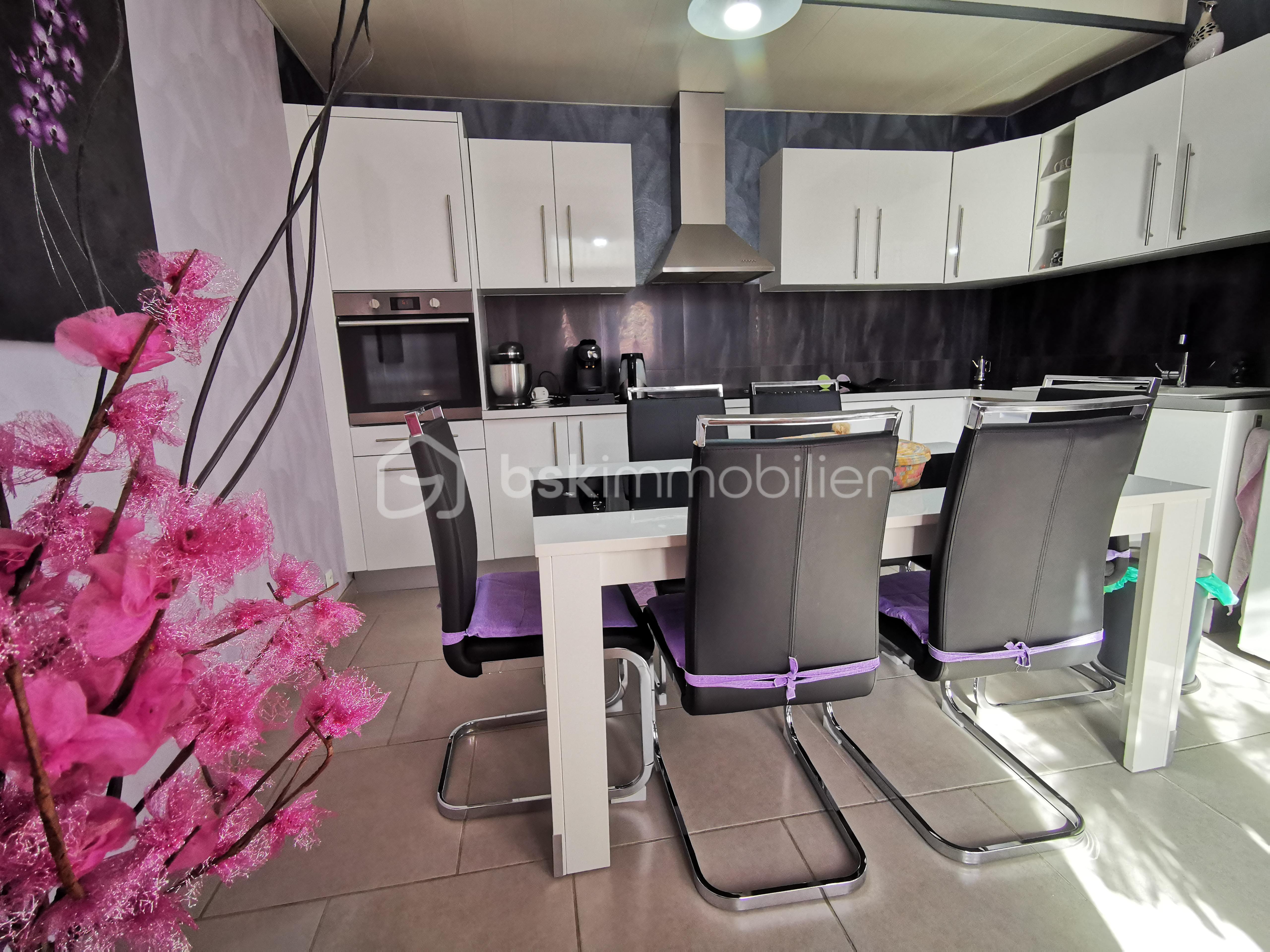 MAISON LIVET ET GAVET STEPHANIE DE ALMEIDA IMMOBILIER (7).jpg