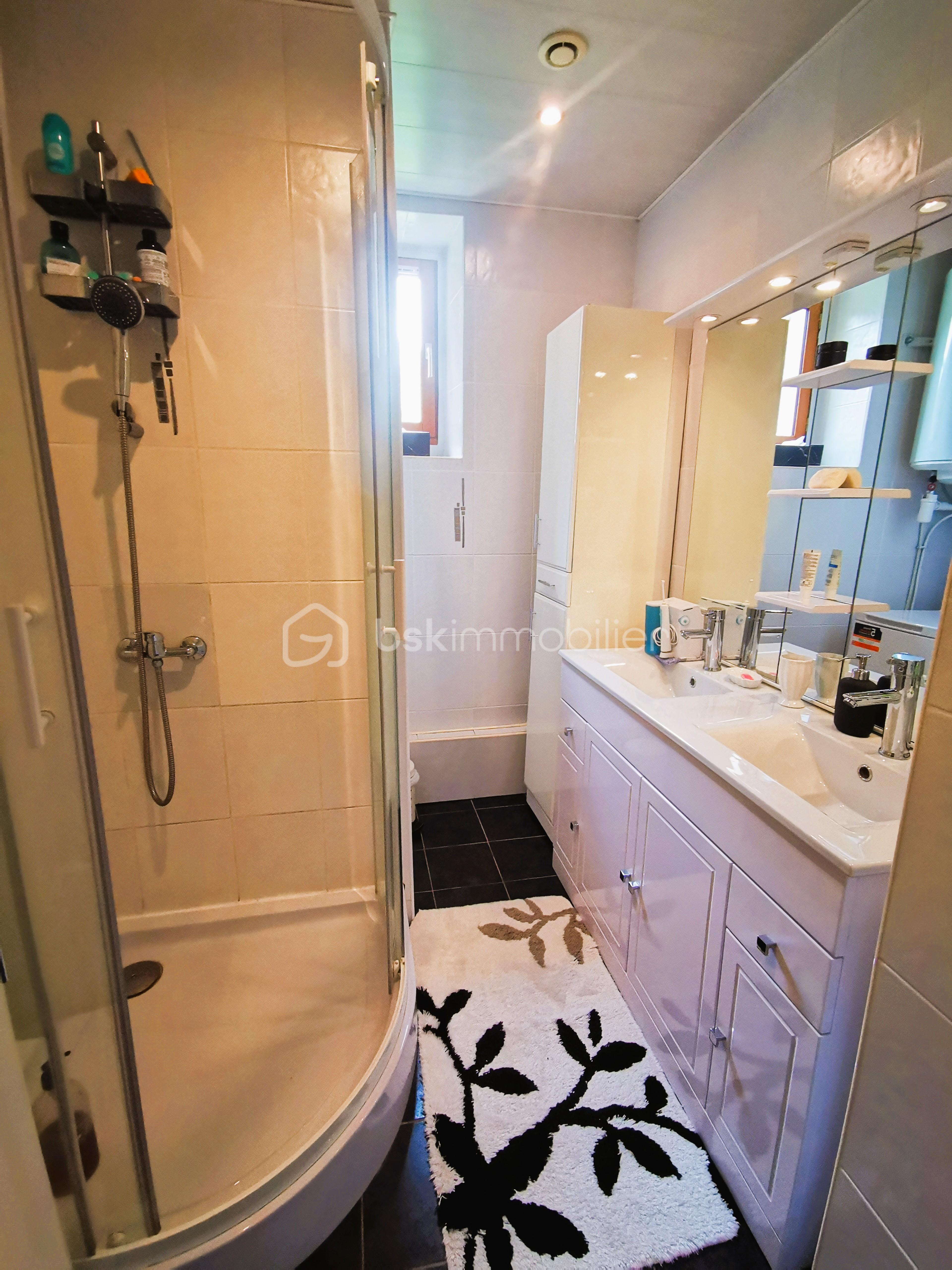 MAISON LIVET ET GAVET STEPHANIE DE ALMEIDA IMMOBILIER (24).jpg