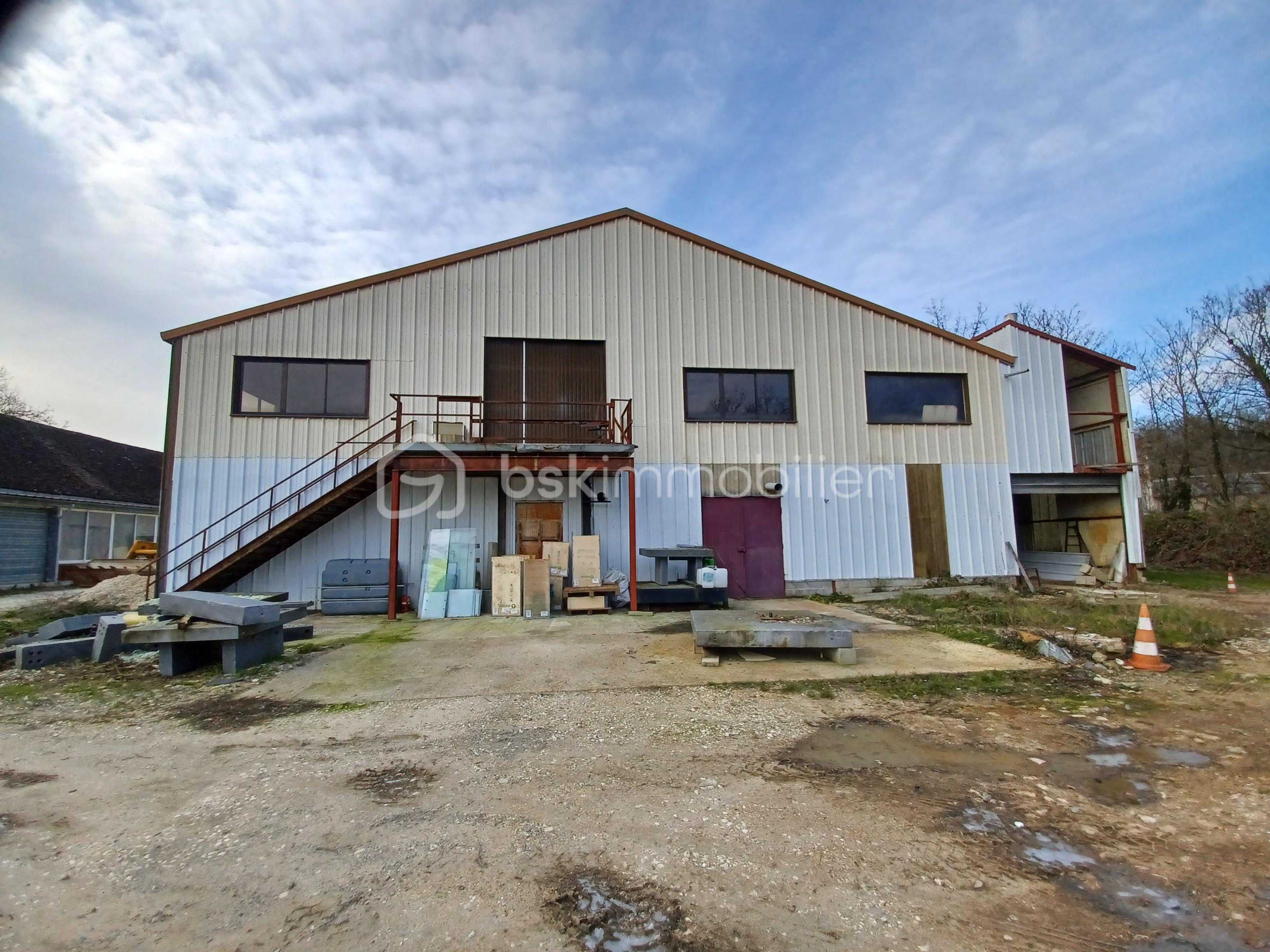 Immeuble de 5 870 m² - 20240109_125054.jpg