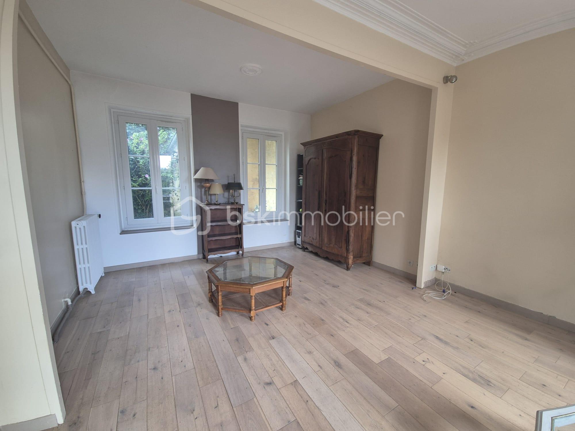 Maison de ville de 168 m² - WhatsApp Image 2025-09-02 à 02.27.36_3481bf9f.jpg