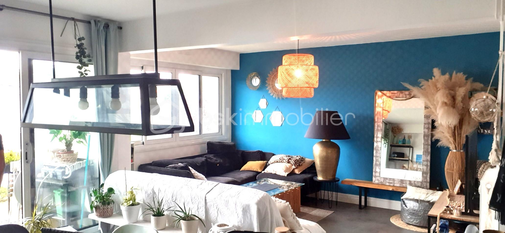 Appartement de 88 m² - salon lumière.jpg