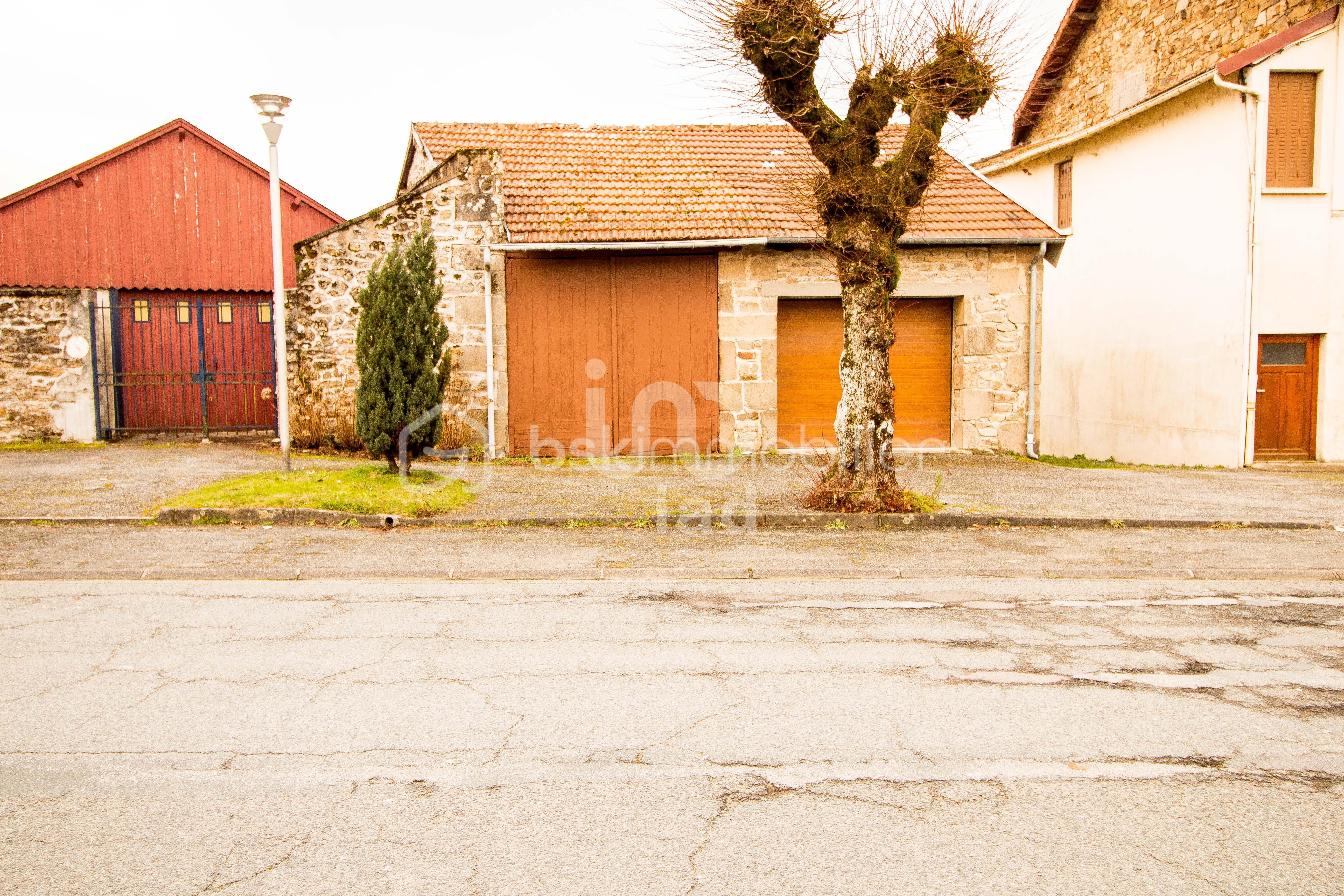 Photo garage exterieur.jpg