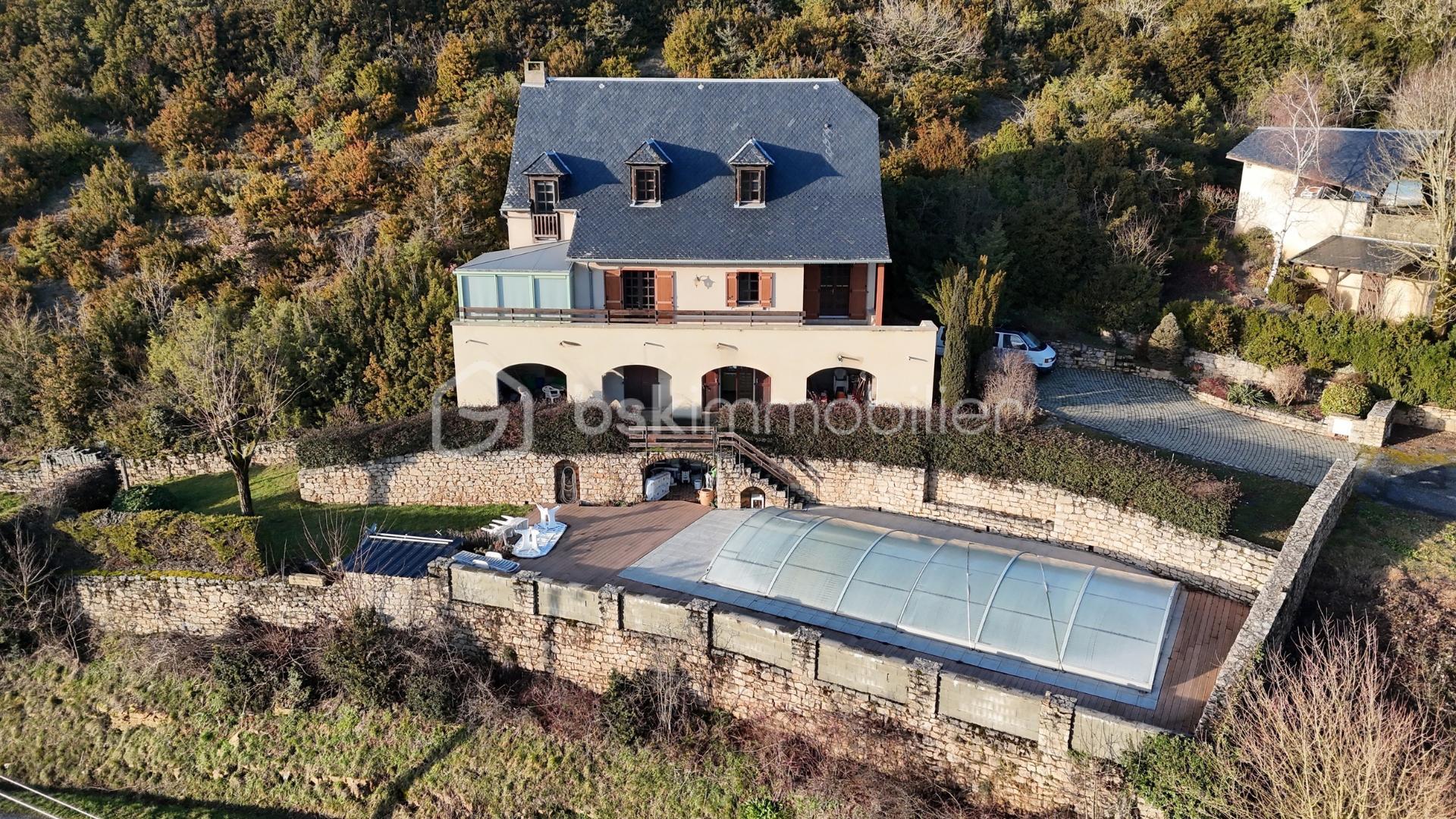 Maison traditionnelle de 210 m²