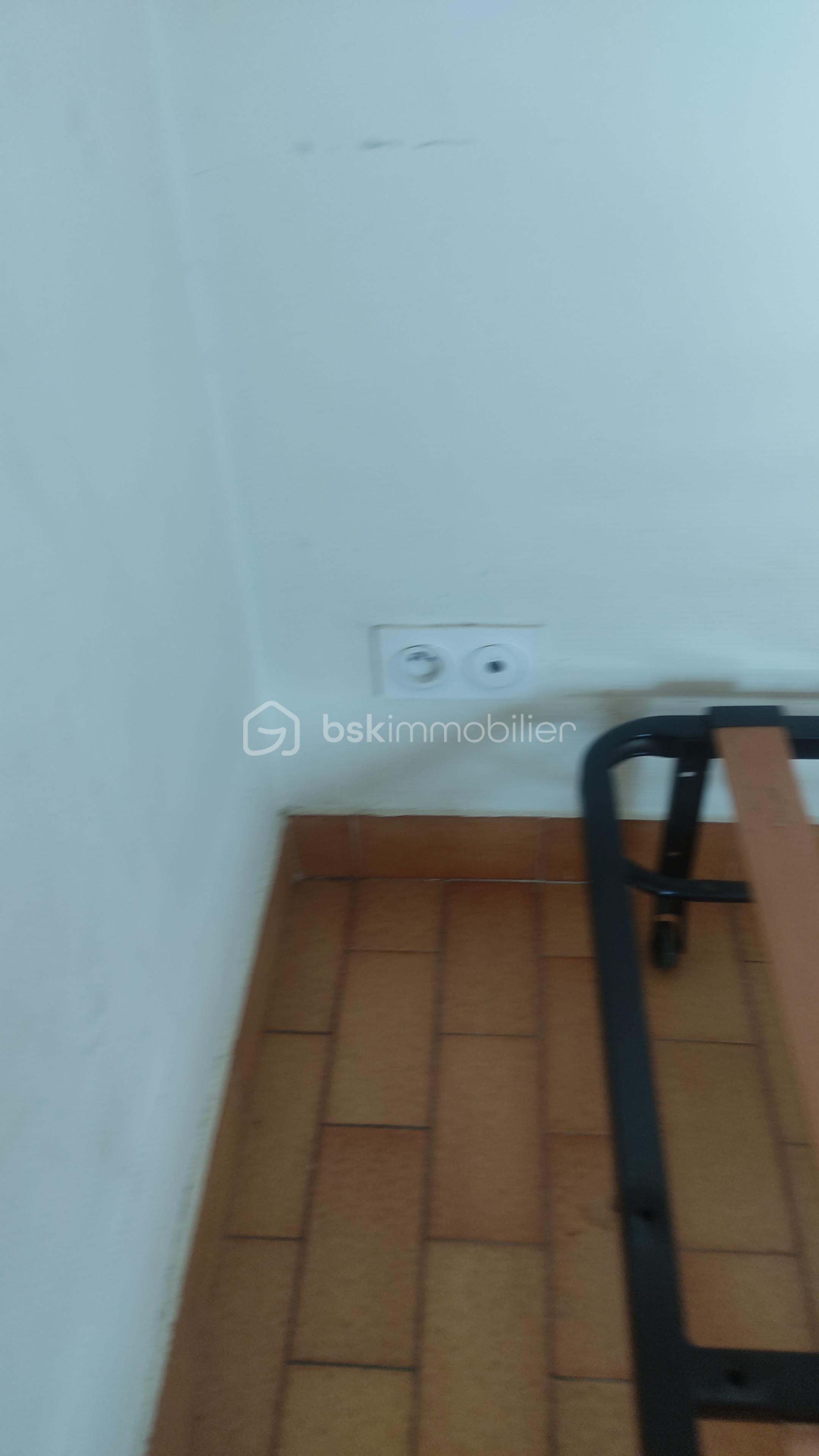 Appartement de 25,60 m² - IMG-20260107-WA0003.jpeg