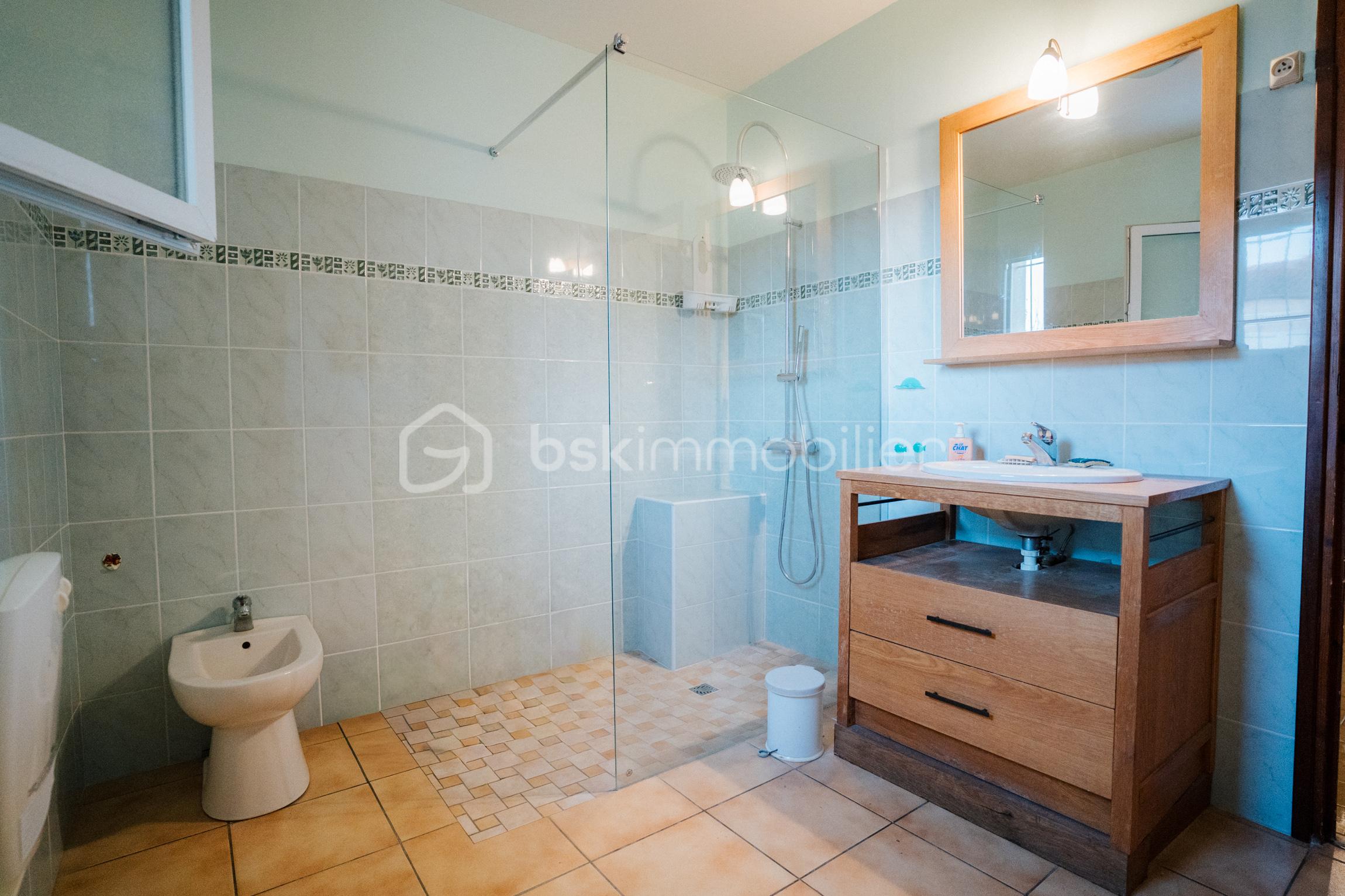 Maison de 95 m² - MAISON BAGES 2 CHAMBRES-6.jpg