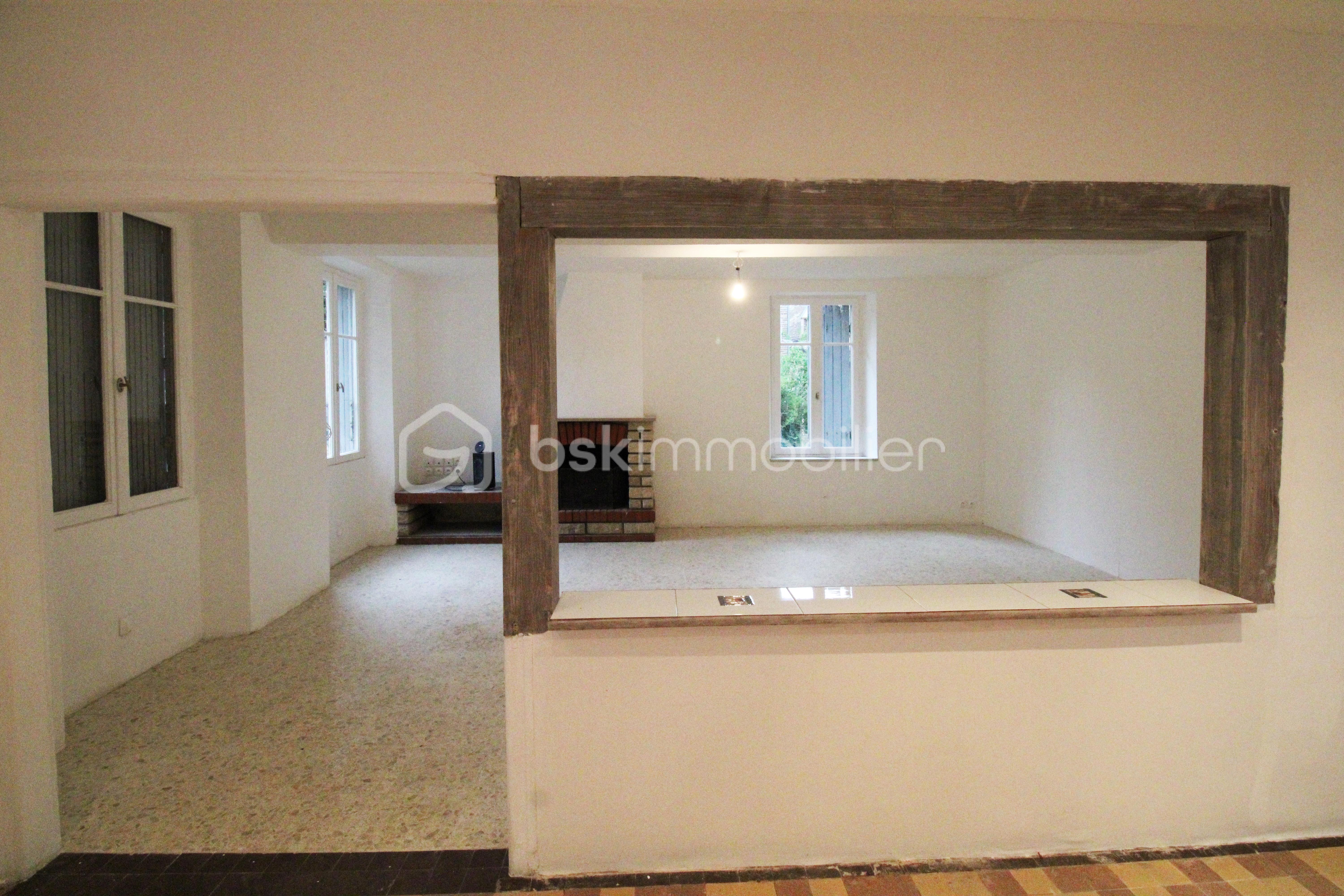 Maison ancienne de 165 m² - SALON2.jpg
