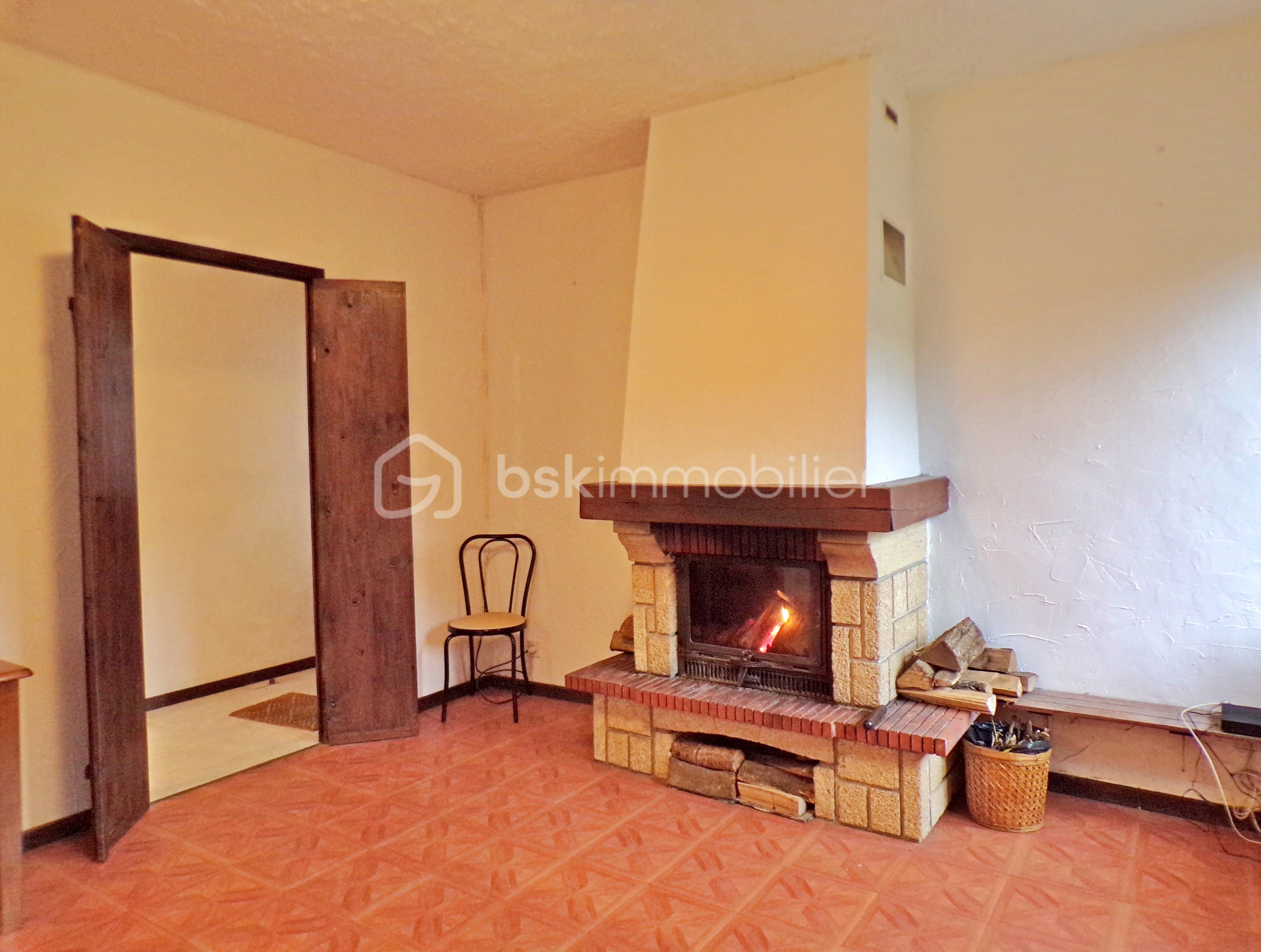 Maison de village de 87 m² - Salon.JPG