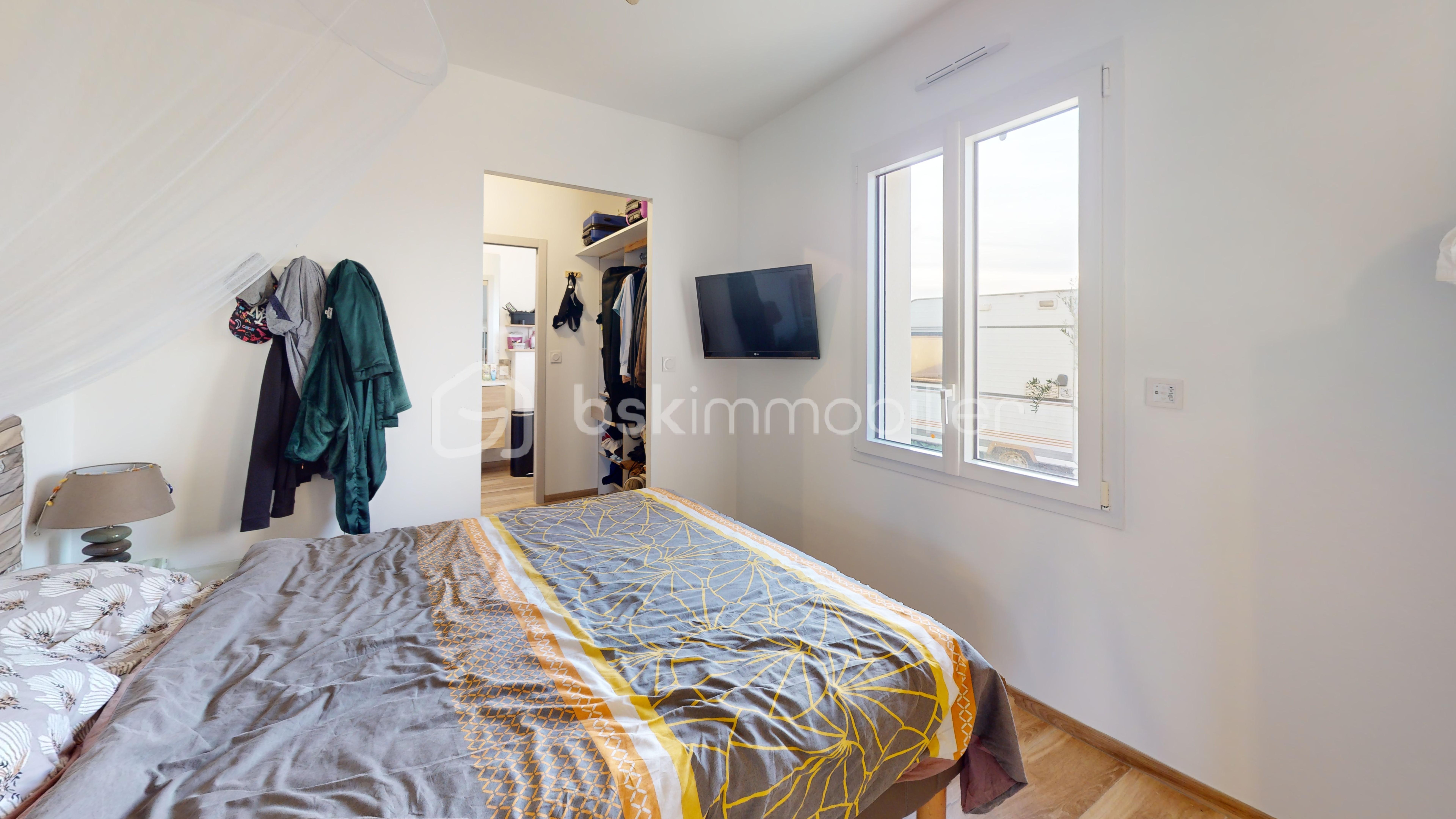 saint-martial-de-vitaterne-Bedroom 3.jpg