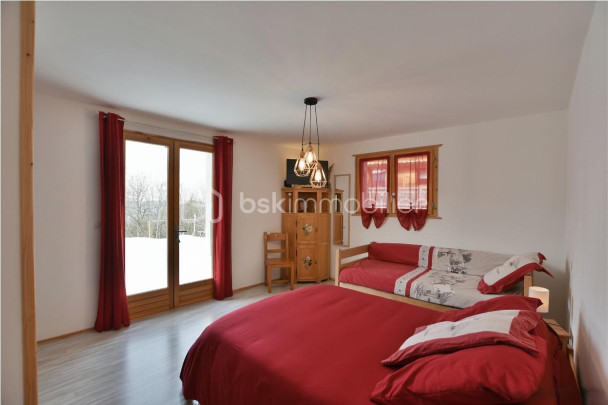 chambre 2 rdc inferieur.jpg