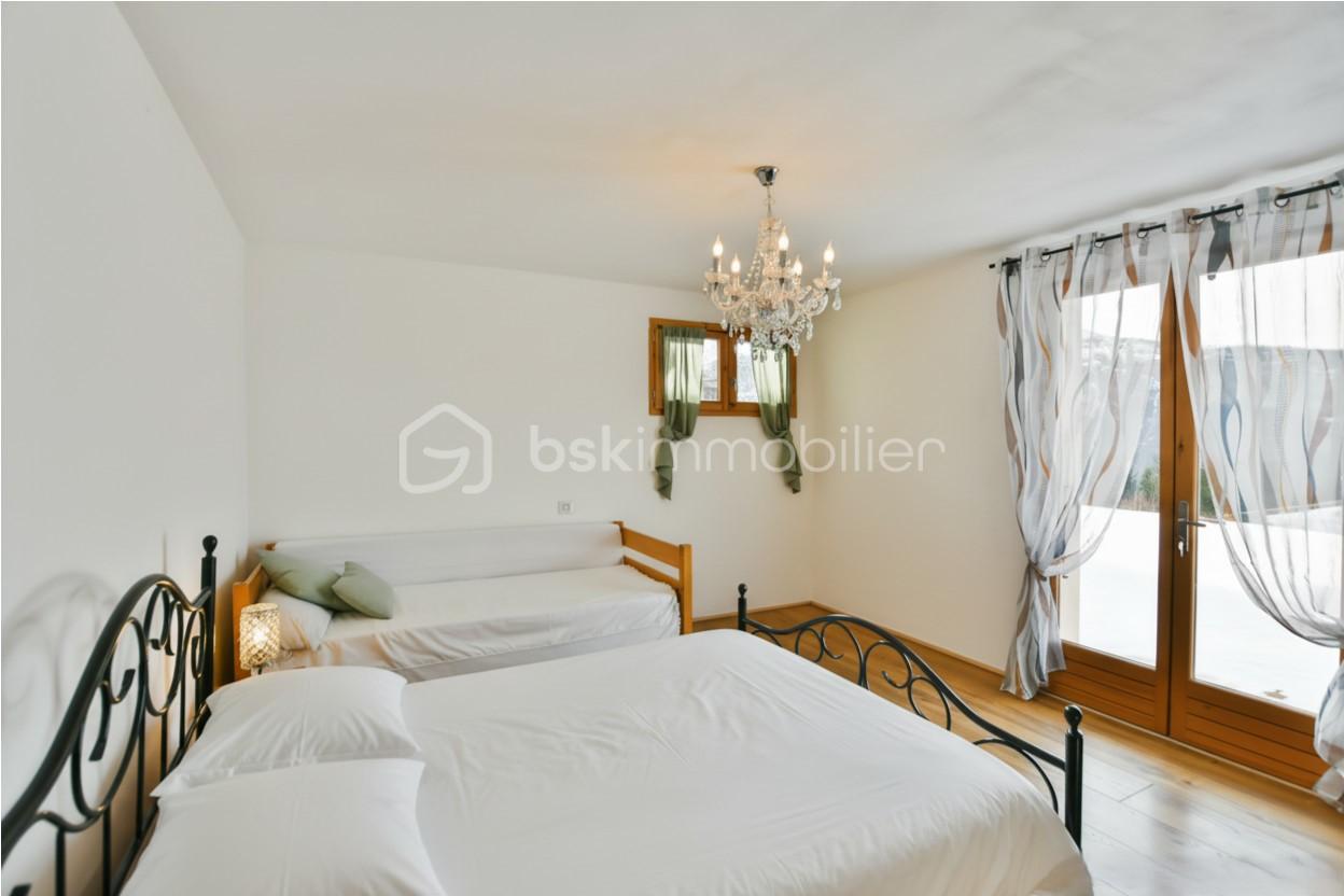 chambre 1 rdc inferieur.jpg