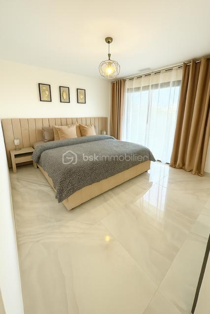 Maison de 115 m² - thumbnail_A79F2203-30BC-4C4B-81F2-B77E038FCFD4.png