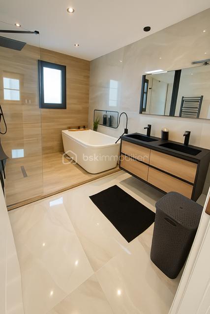 Maison de 115 m² - thumbnail_615EFA74-129A-451B-8EA7-4CC0EFC51753.png