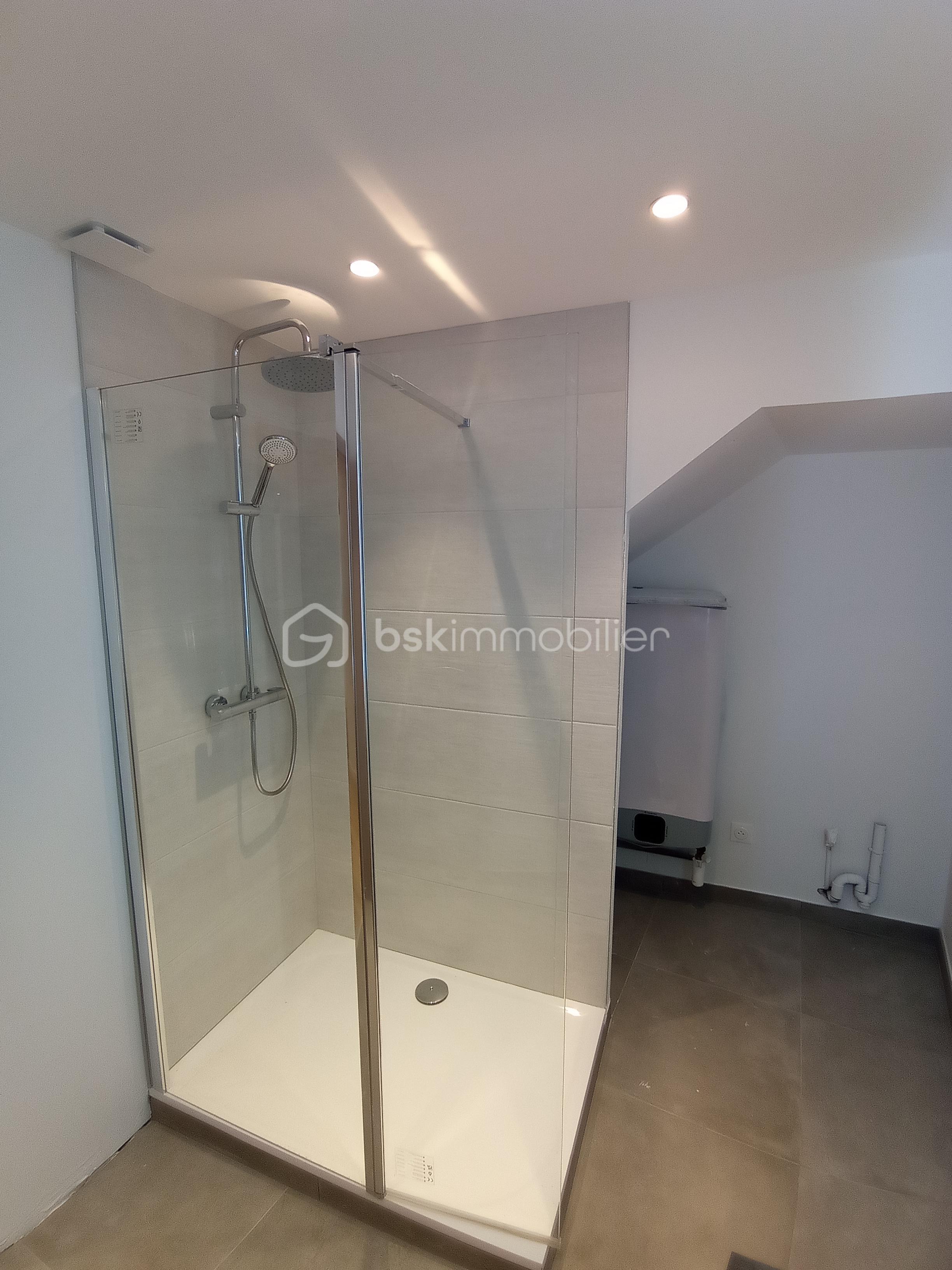 Appartement de 60 m² - BEURE T2 409.jpg