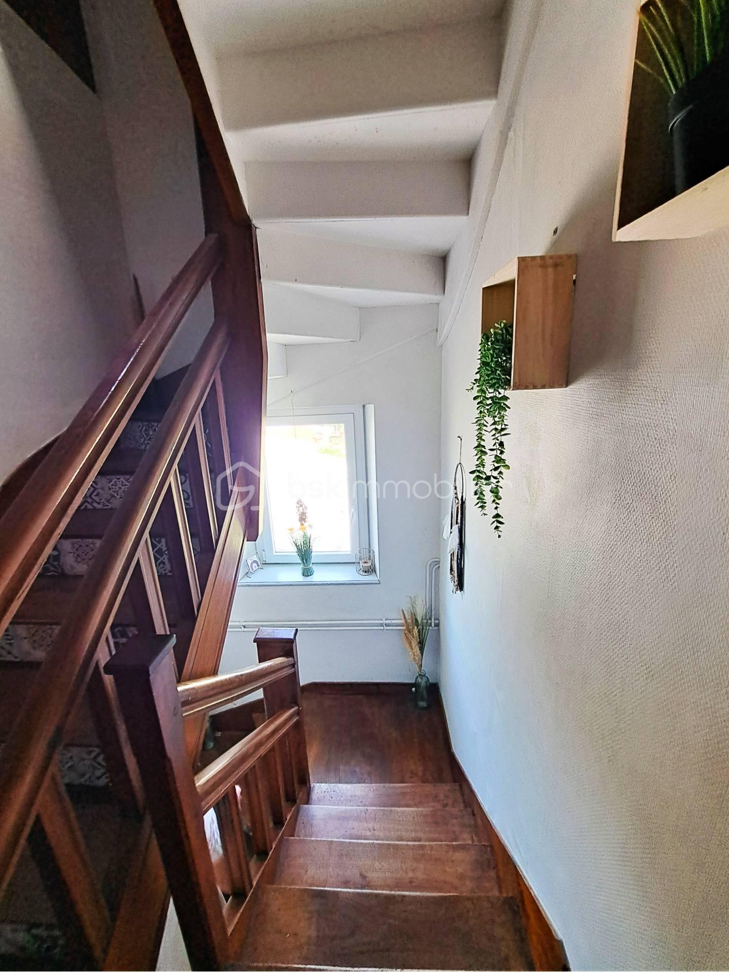 montée d'escalier.jpg