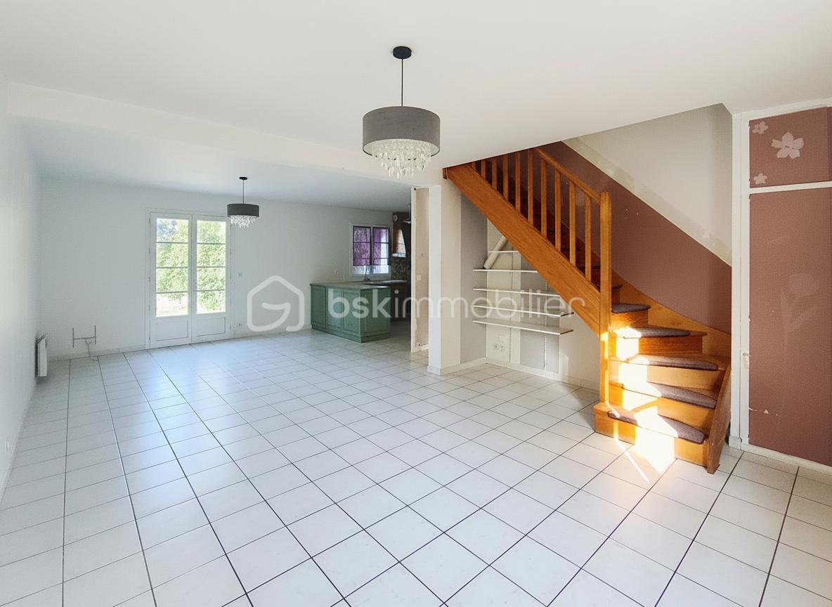 VILLENEUVE KARINE_salon-cuisine_c5cee77c.png