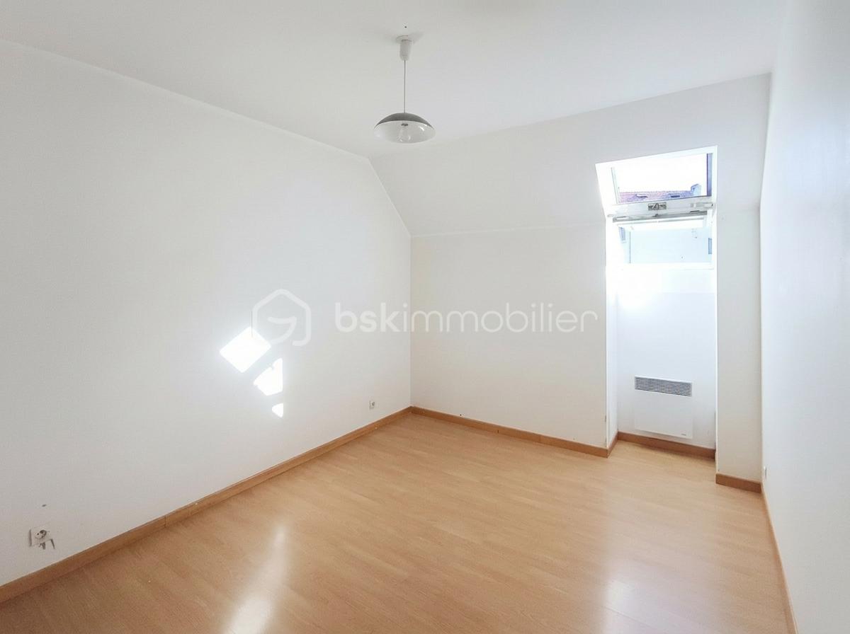 VILLENEUVE KARINE_chambre_88ab59b9.png