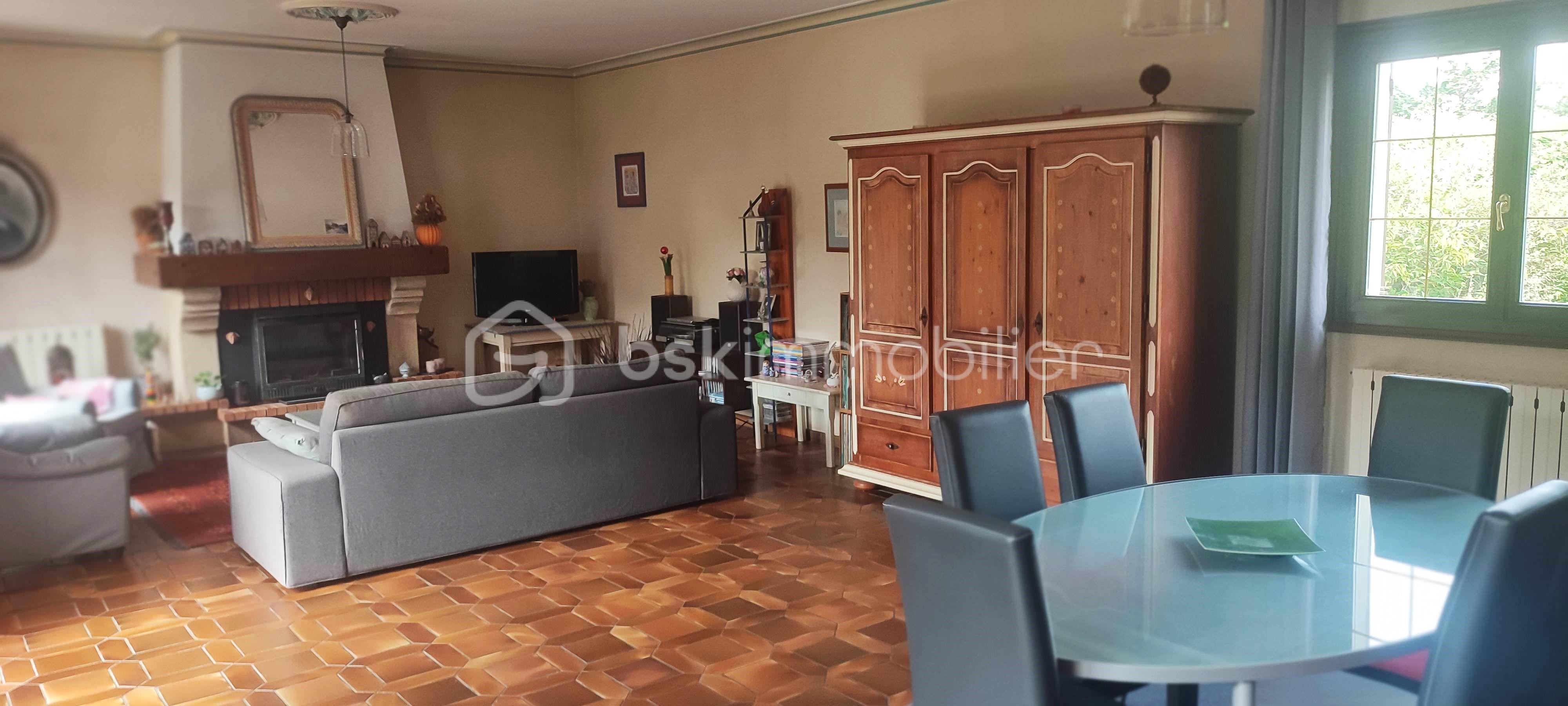 Maison de 179 m² - 1724941460205.jpg