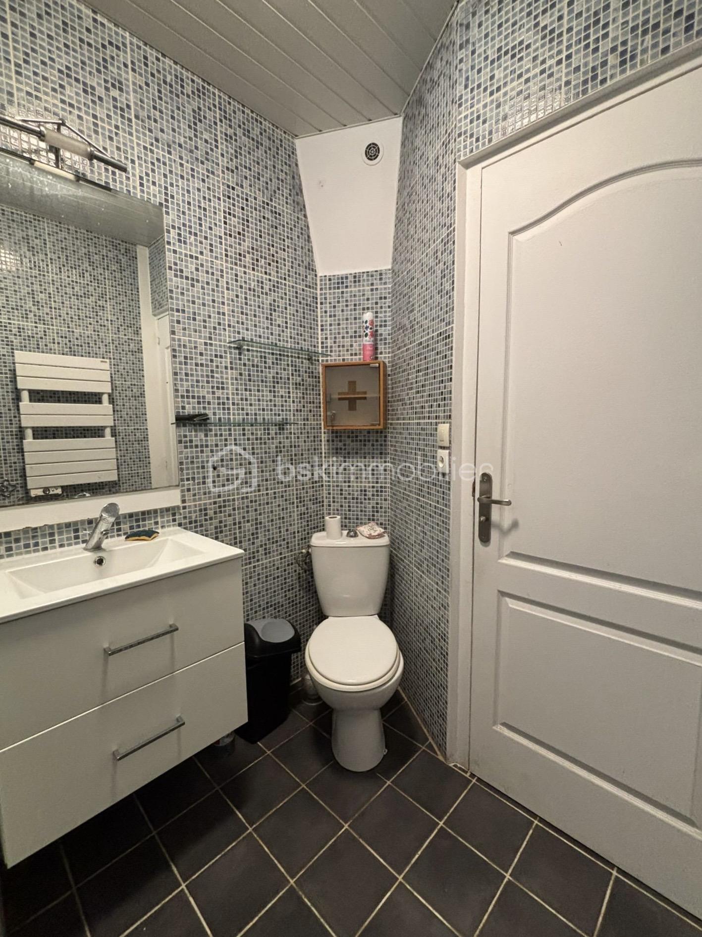 33f3a535-078d-4bb9-be20-7dfd672621ae.jpg