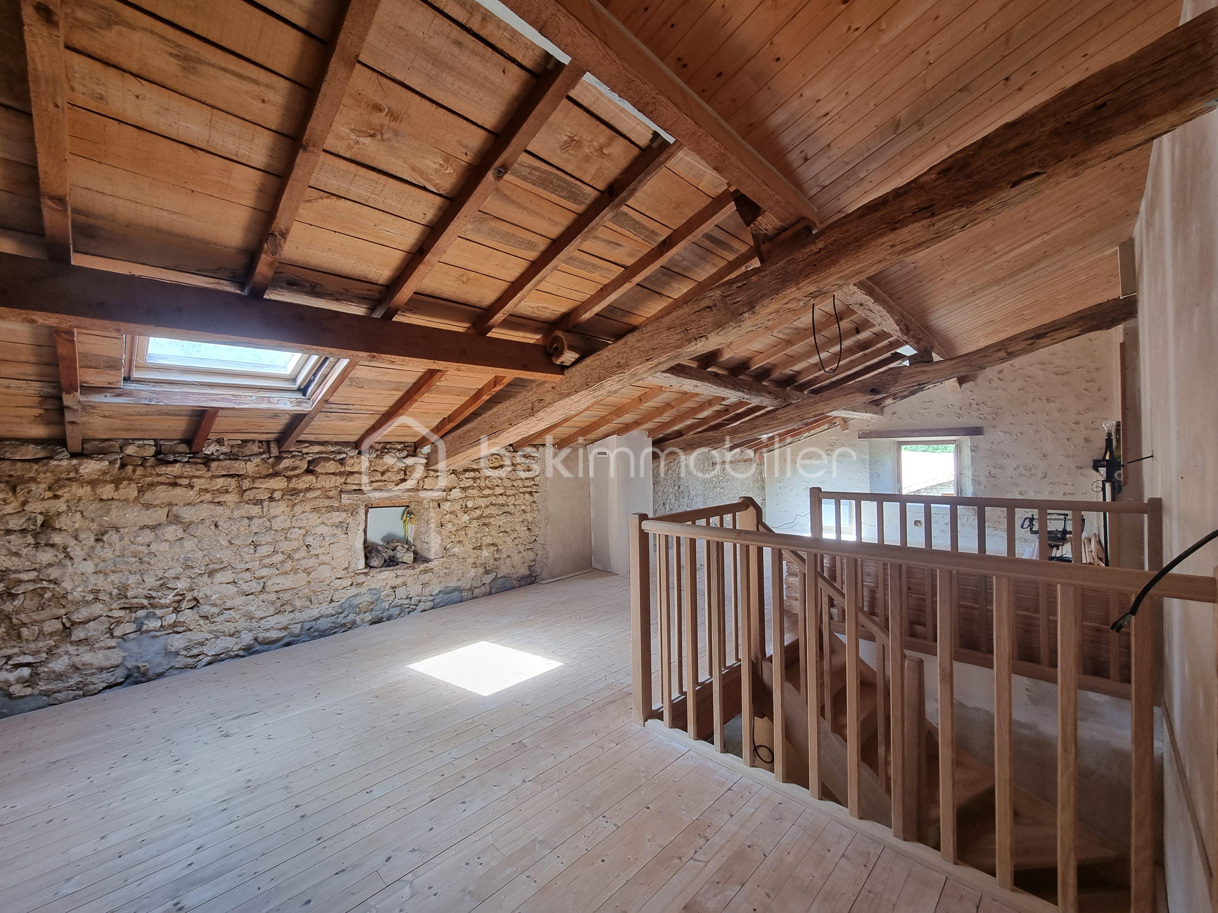 Maison en pierre de 88 m² - 20250730_125154.jpg