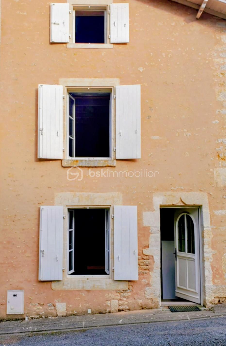 Maison en pierre de 88 m² - IMG-20250730-WA0008~2.jpg