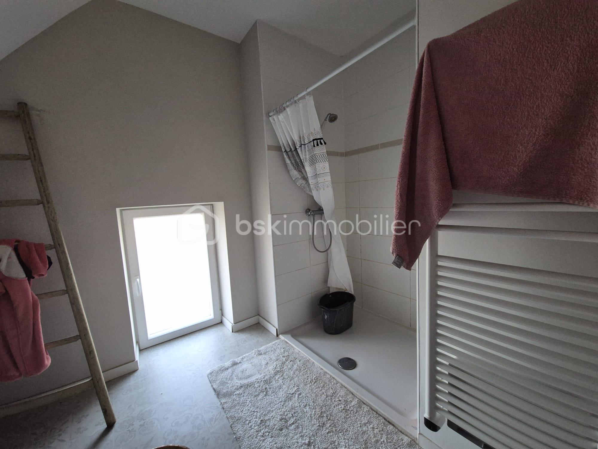 Maison longere de 127 m² - WhatsApp Image 2024-10-03 à 13.45.22_2fde0dcb.jpg